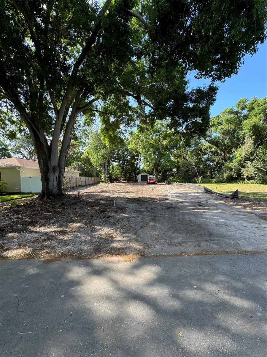 Image 3 of 5 For 1207 Pine Avenue Nw