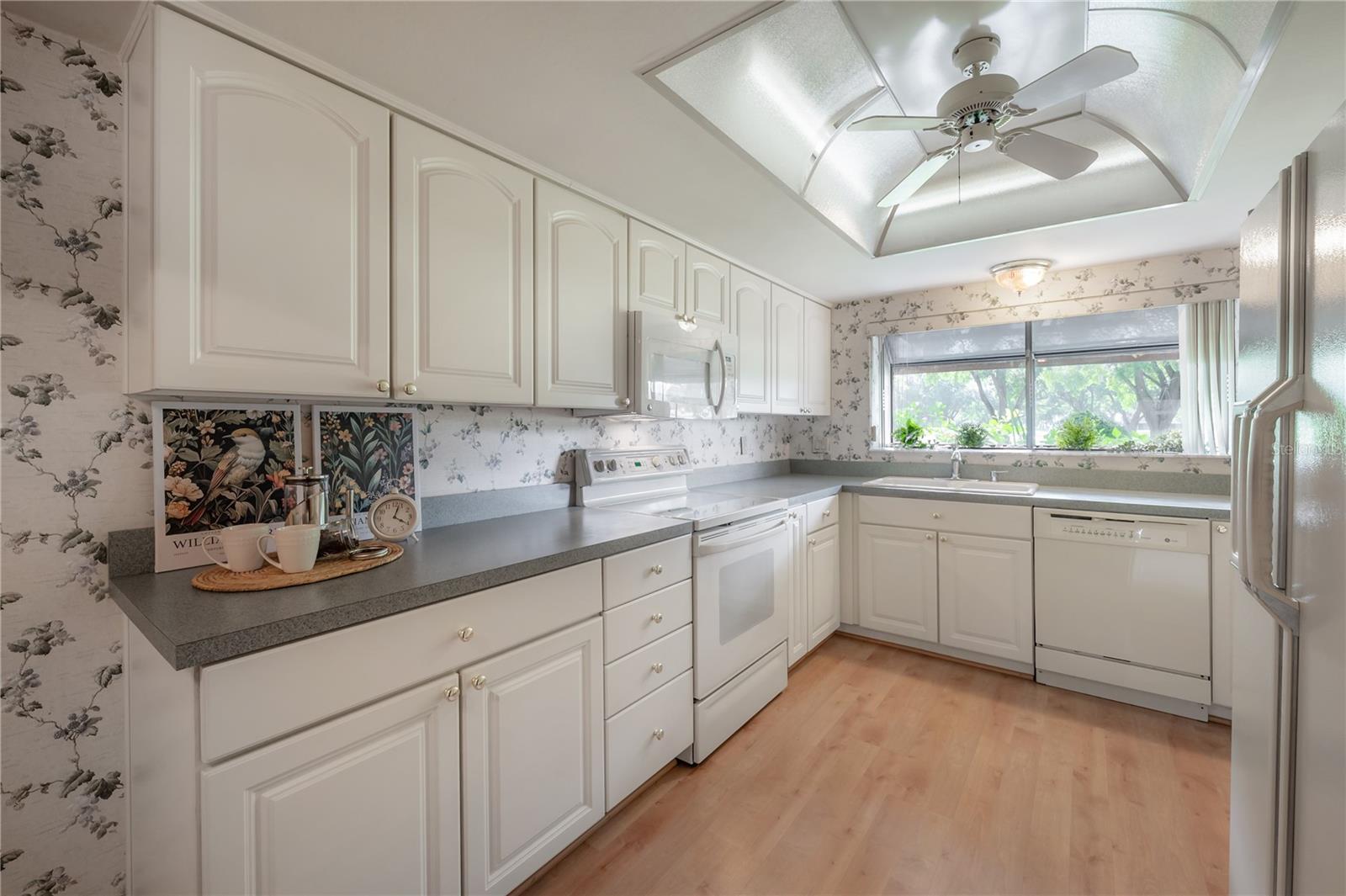 Image 16 of 59 For 4206 Golf Club Lane