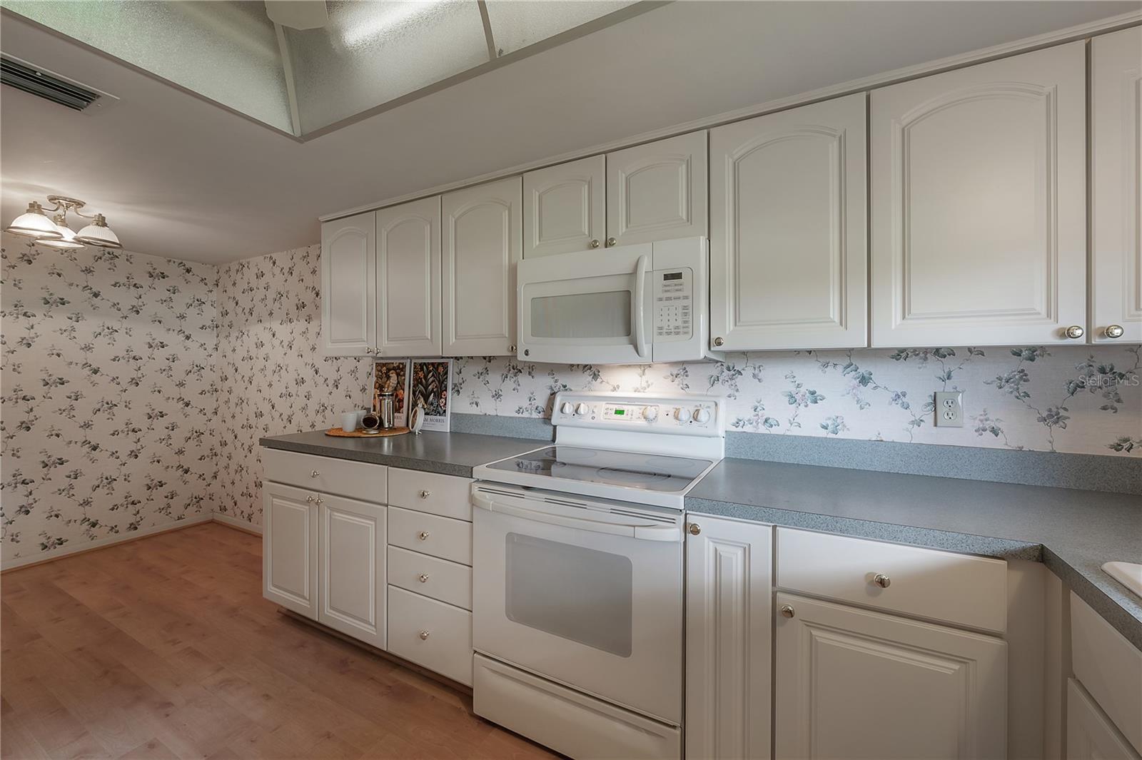 Image 19 of 59 For 4206 Golf Club Lane