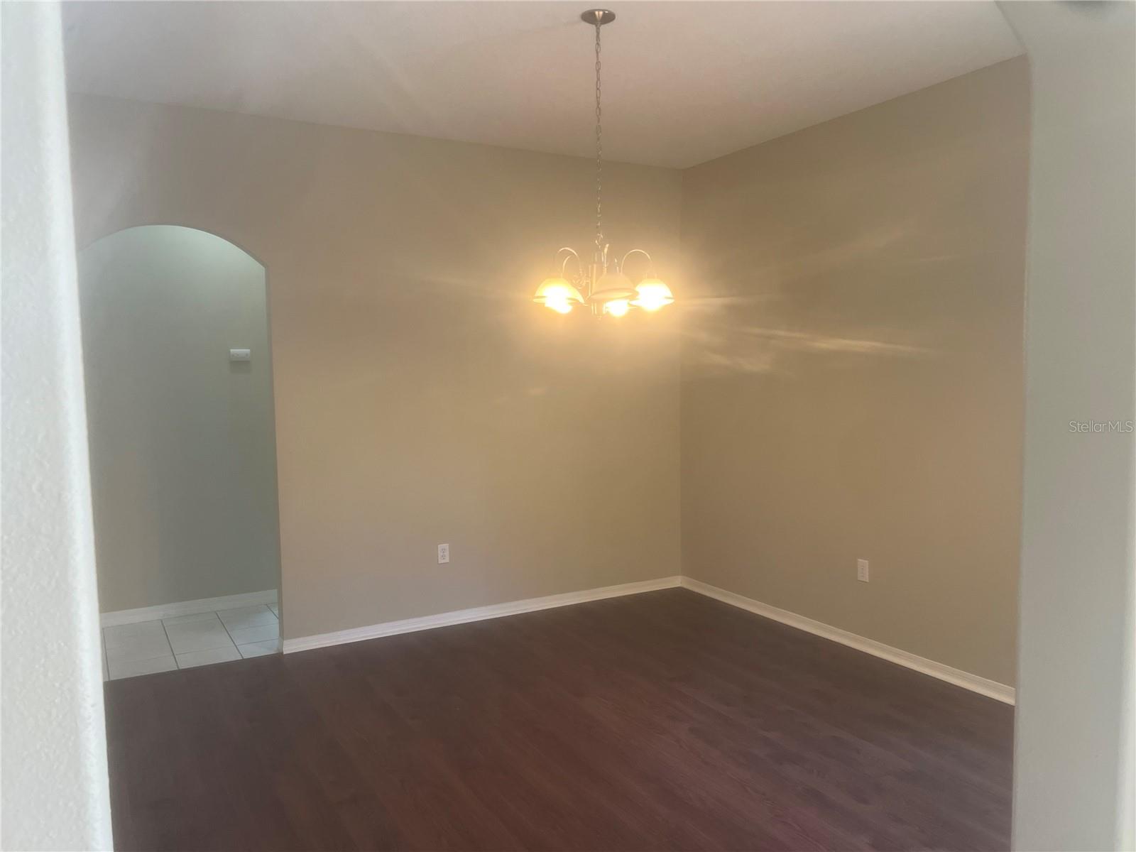 Image 11 of 55 For 18914 Maisons Drive