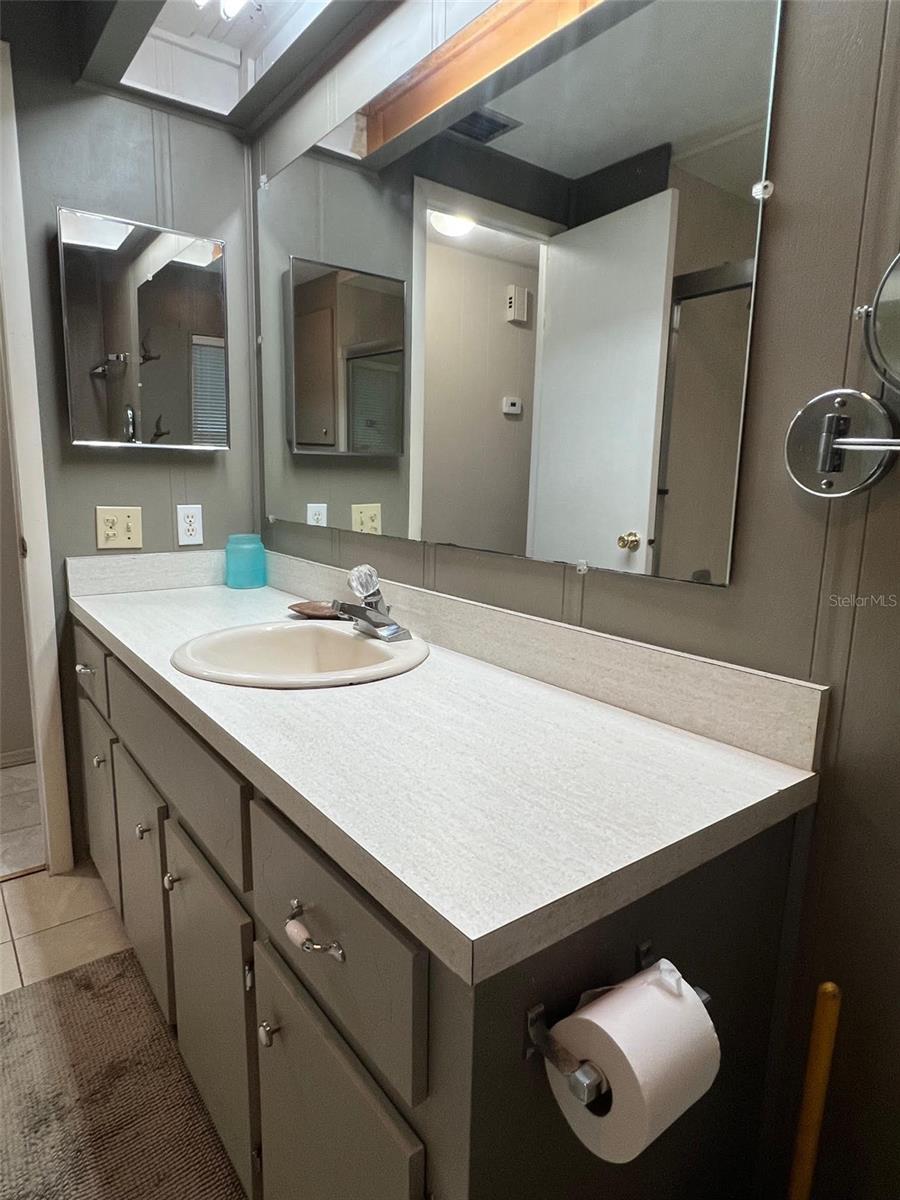 Image 25 of 31 For 57 Royal Palm Circle