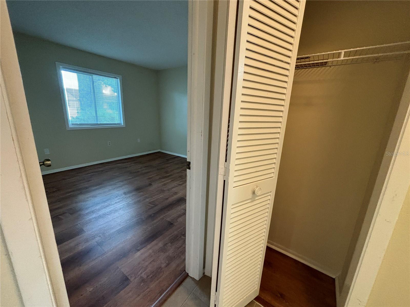 Listing photo id 9 for 2220 Bancroft Circle S D