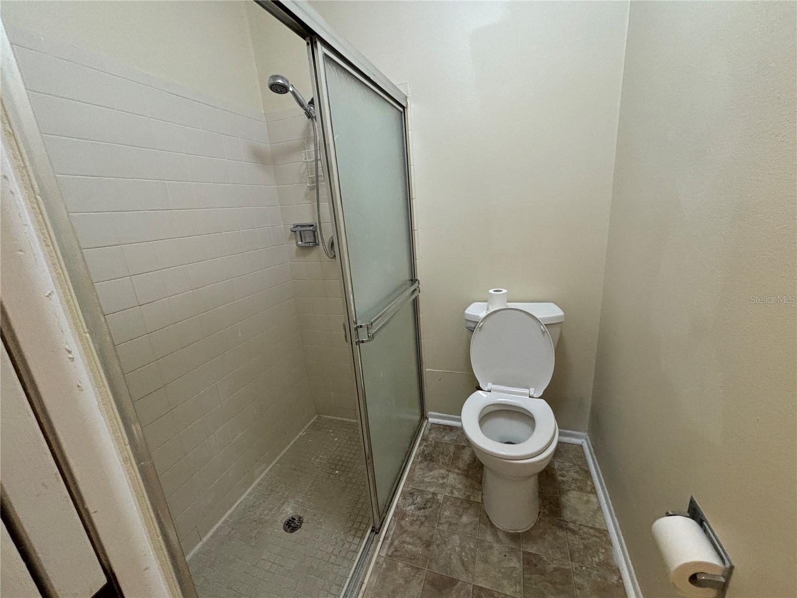 Listing photo id 19 for 2220 Bancroft Circle S D