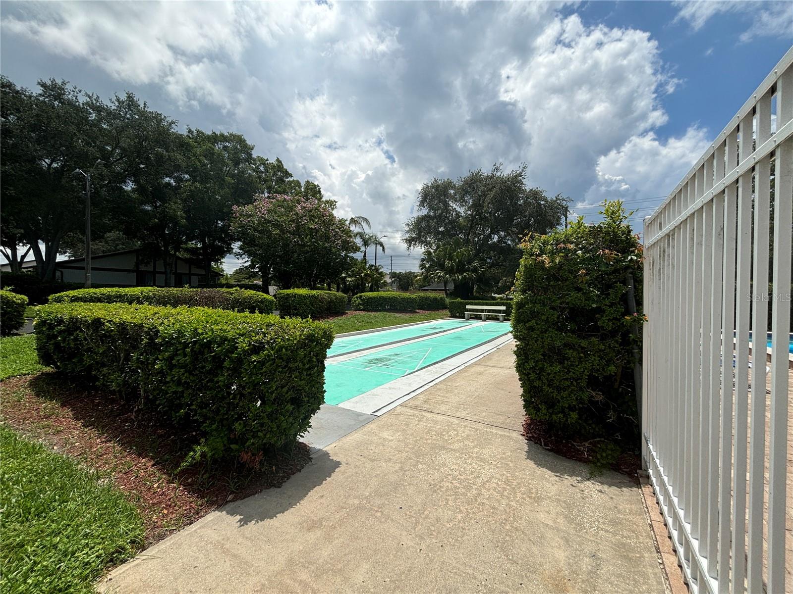 Listing photo id 31 for 2220 Bancroft Circle S D