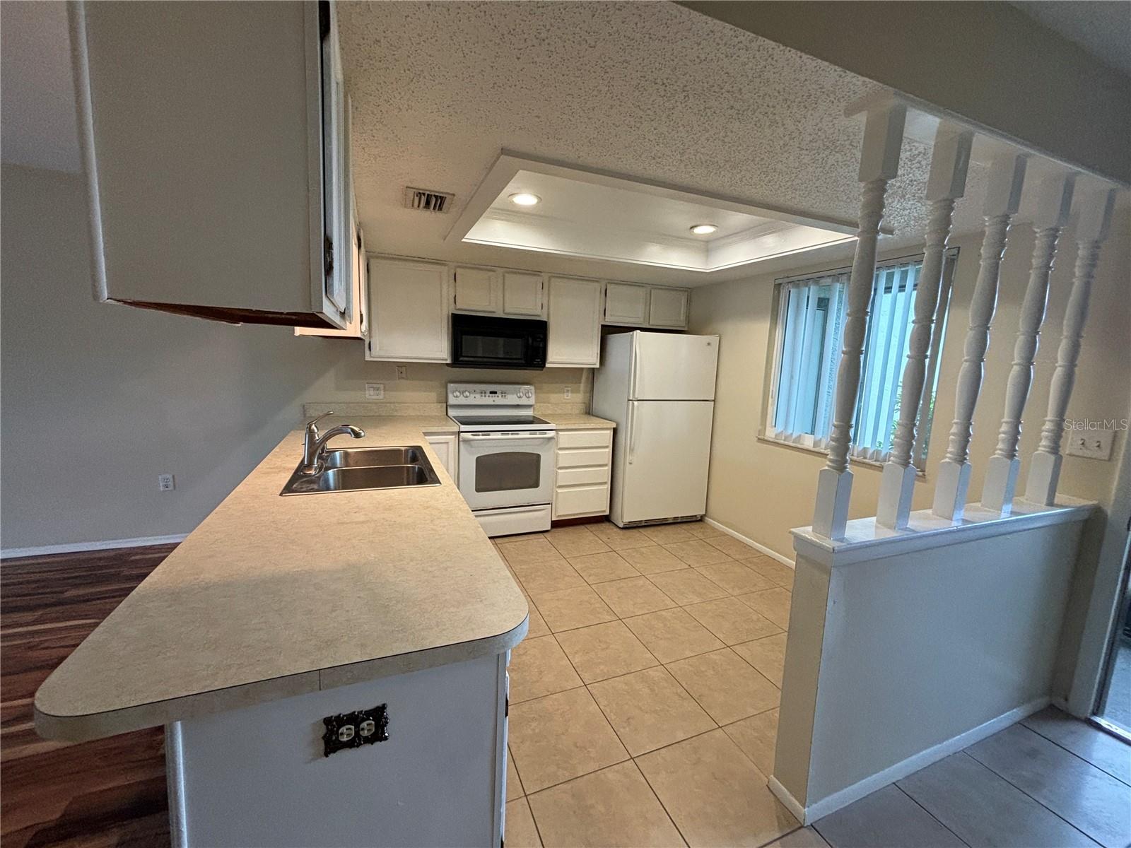 Listing photo id 2 for 2220 Bancroft Circle S D