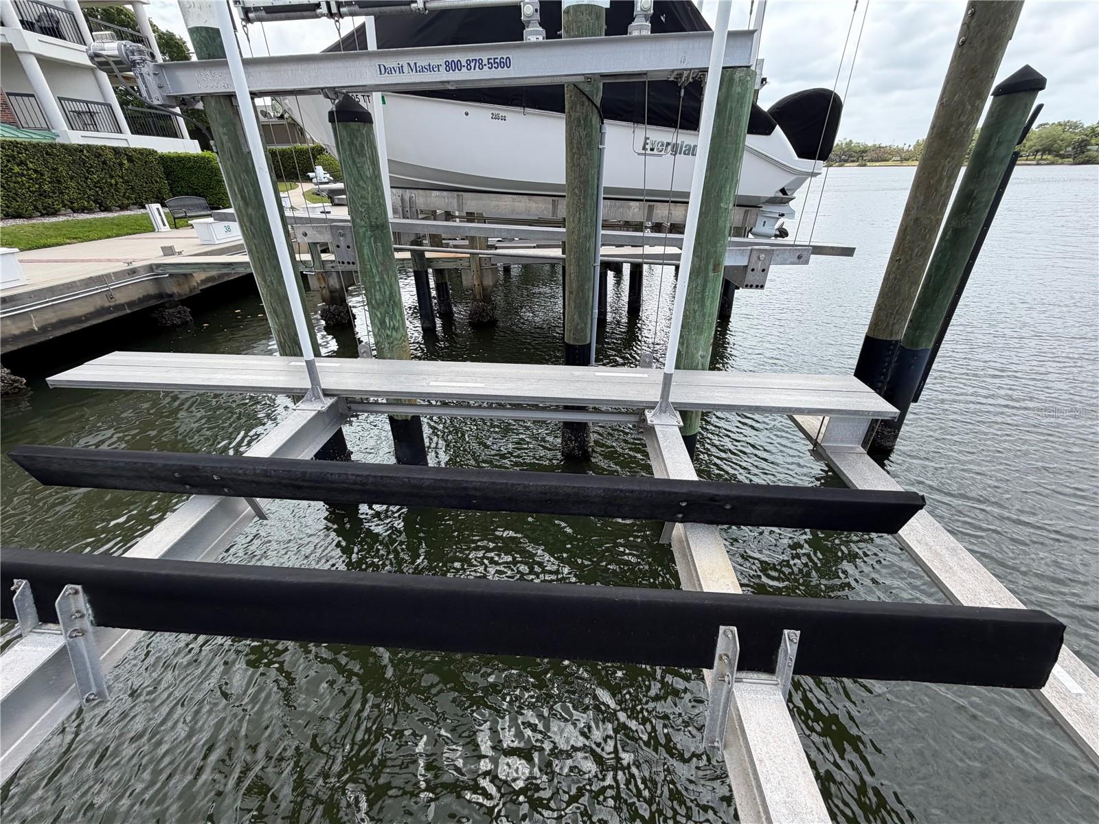 Listing photo id 8 for 0 Seddon Cove Way 36