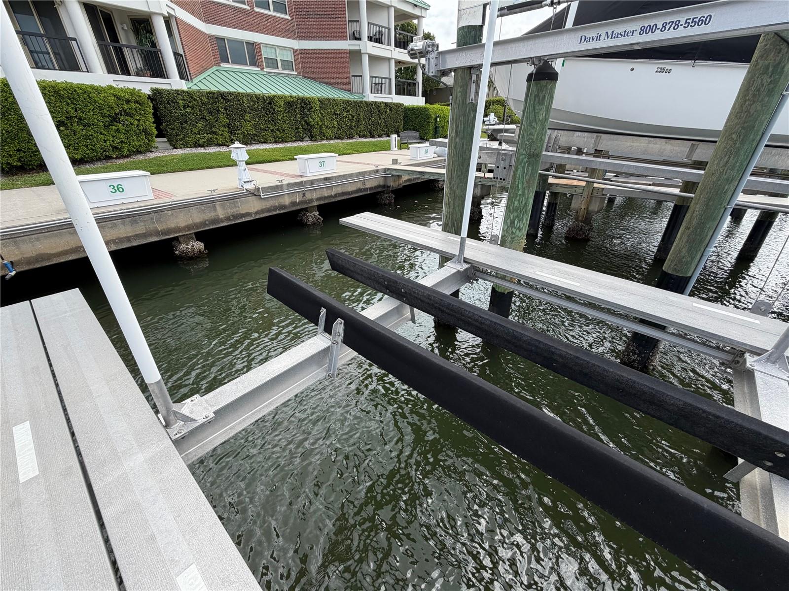 Listing photo id 9 for 0 Seddon Cove Way 36