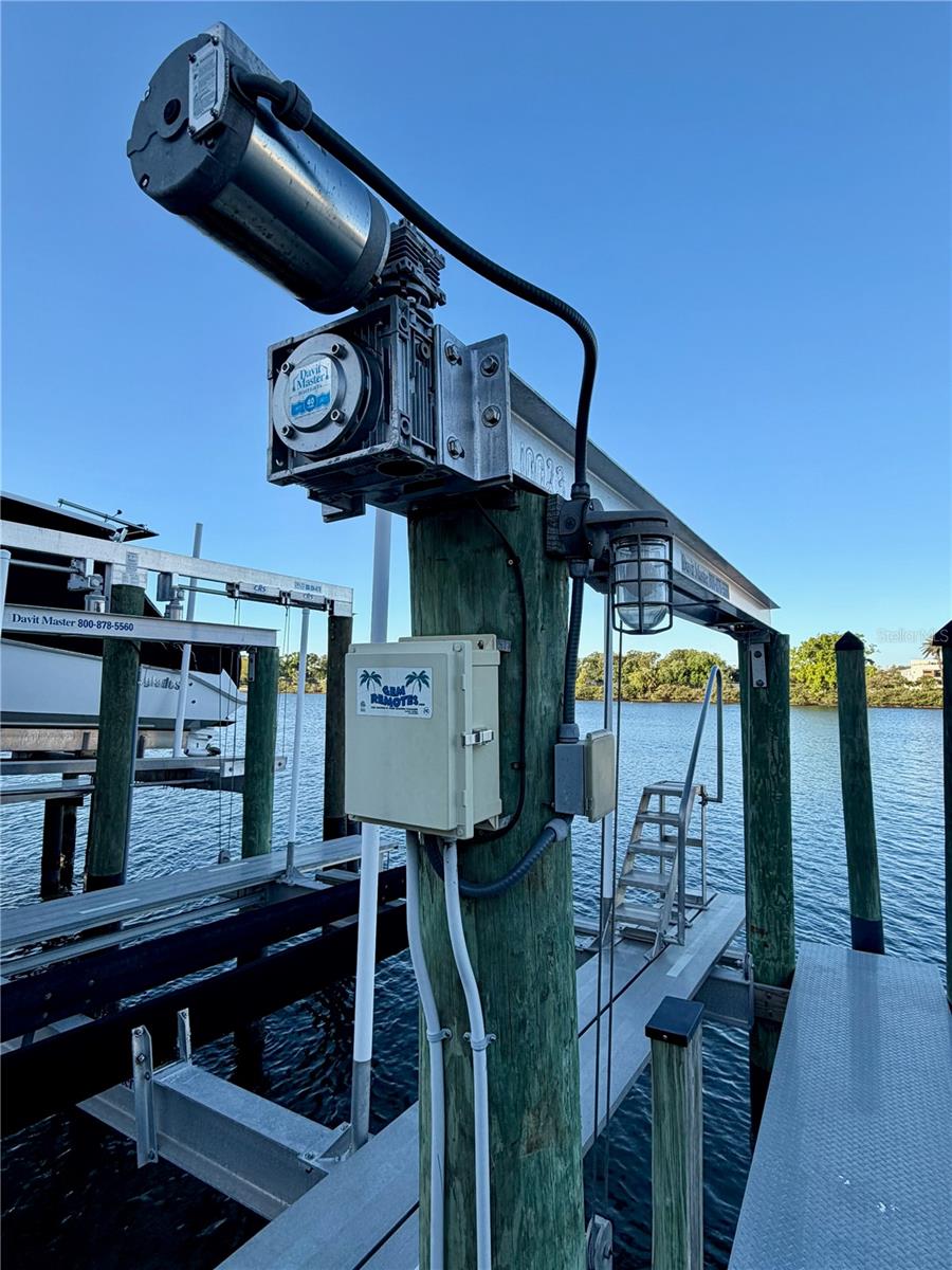 Listing photo id 2 for 0 Seddon Cove Way 36