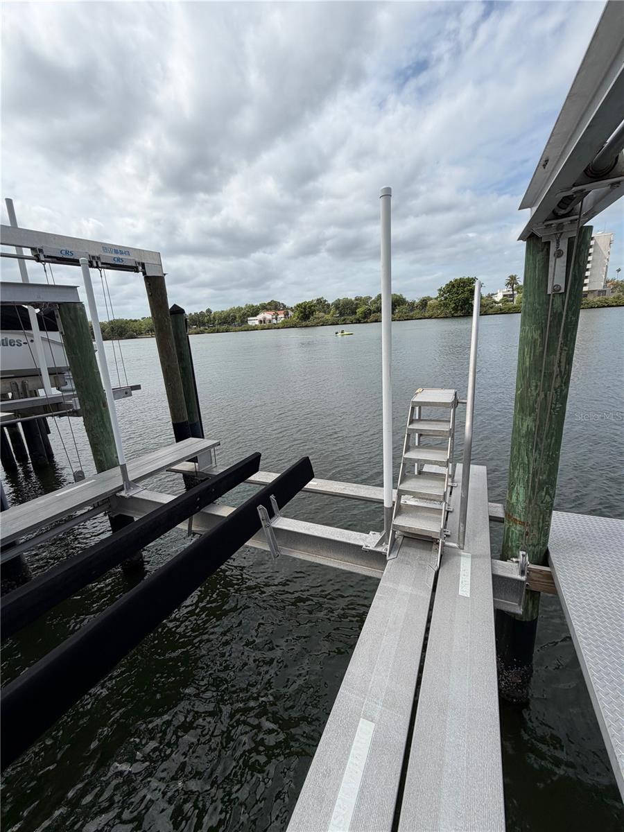 Listing photo id 7 for 0 Seddon Cove Way 36