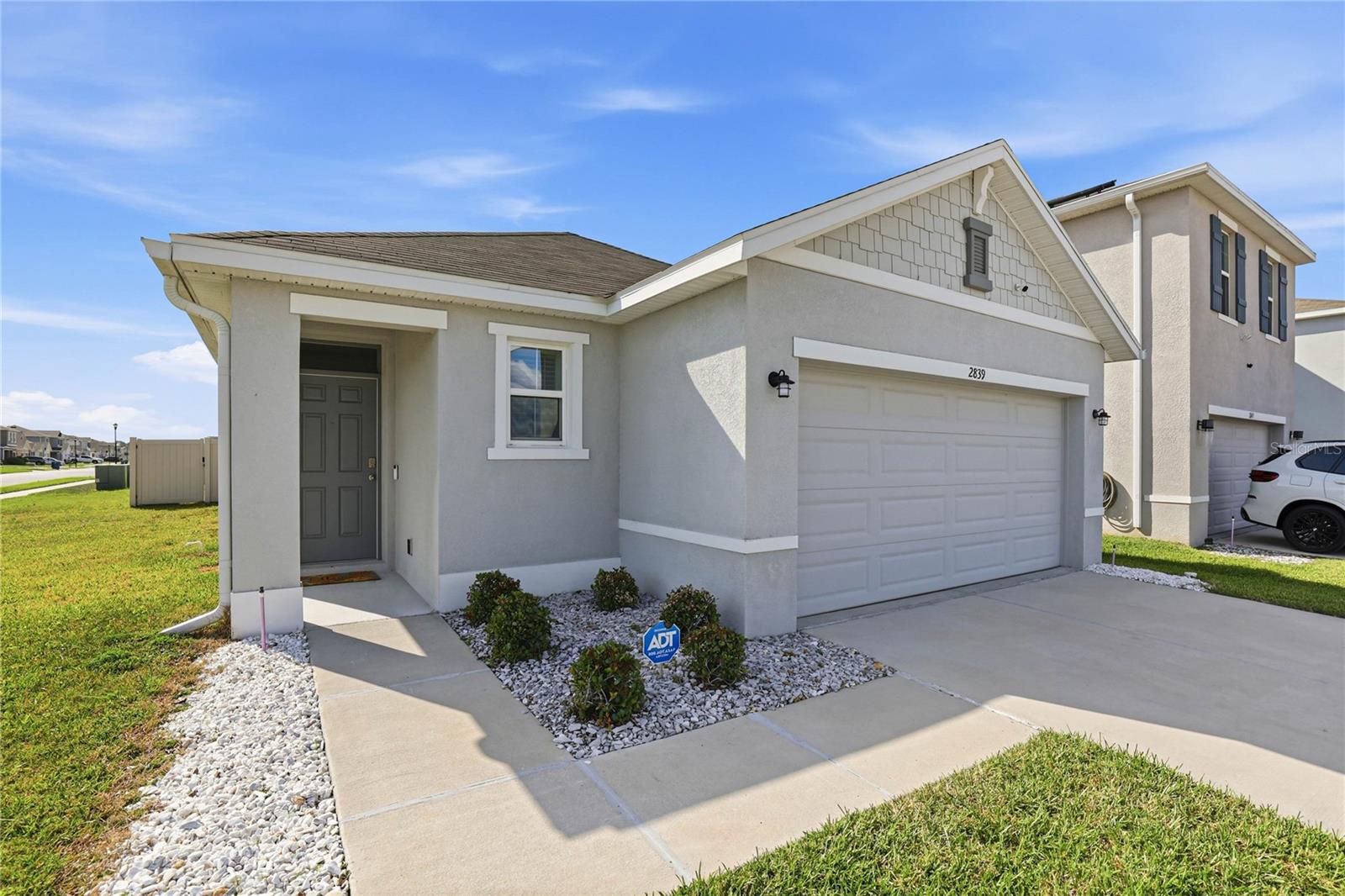 Image 2 of 40 For 2839 Maiden Grass Isle