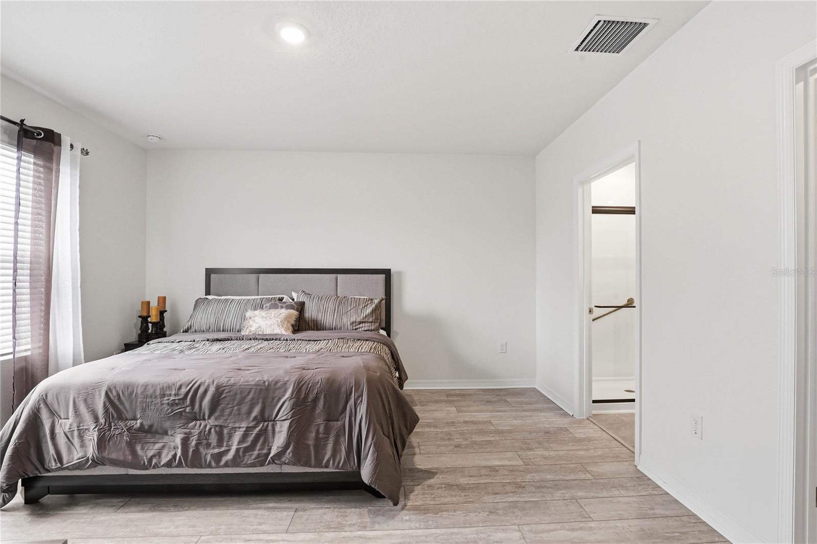 Image 21 of 40 For 2839 Maiden Grass Isle