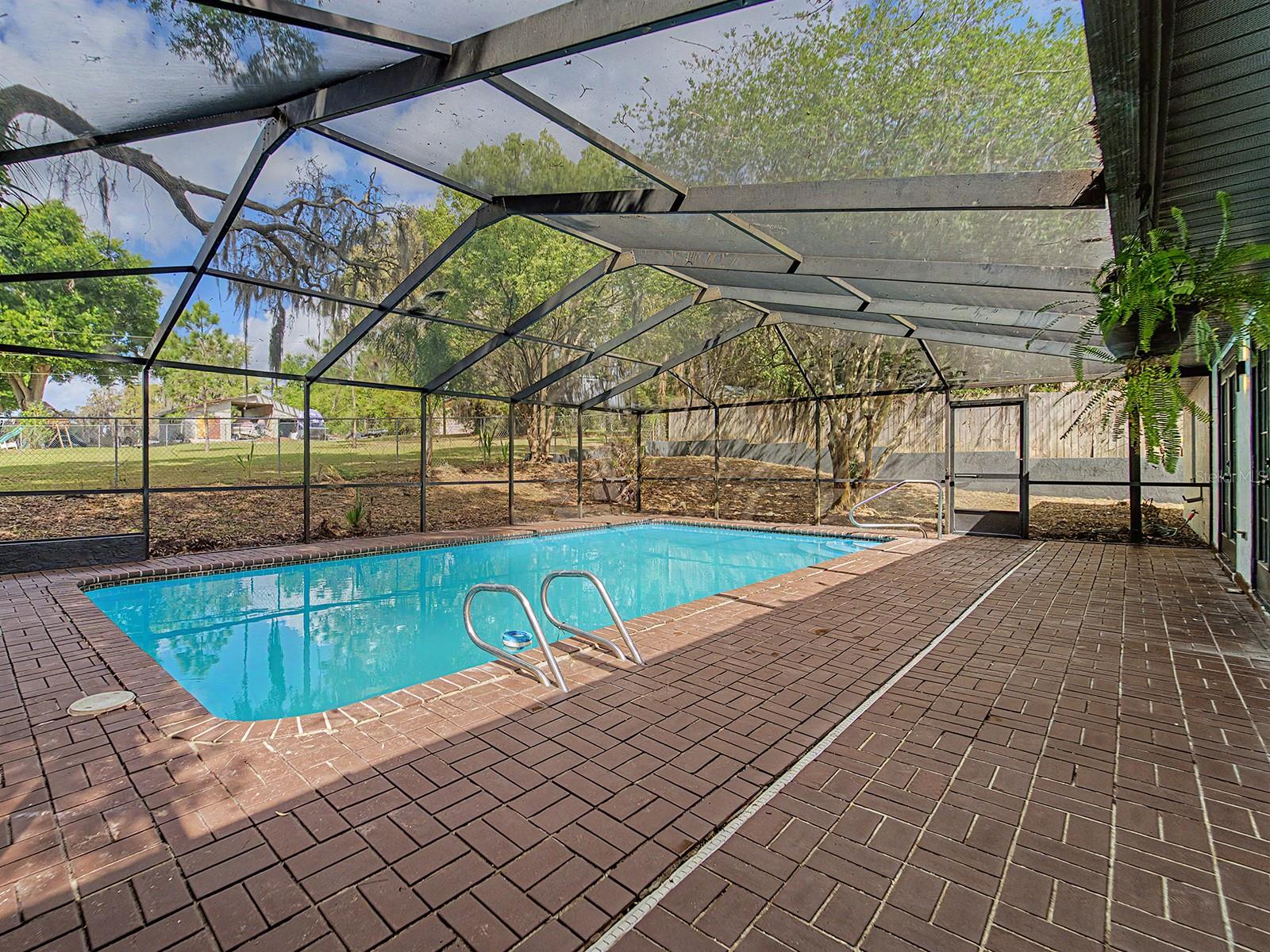 Image 39 of 63 For 6918 Odoniel Loop W