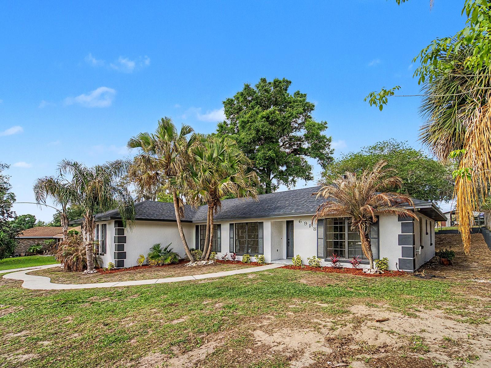 Image 4 of 63 For 6918 Odoniel Loop W