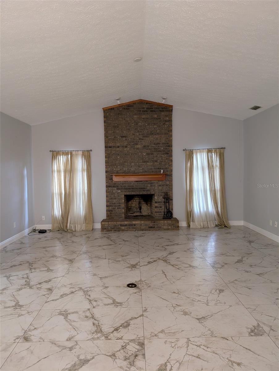 Image 23 of 83 For 2106 Whitlock Place