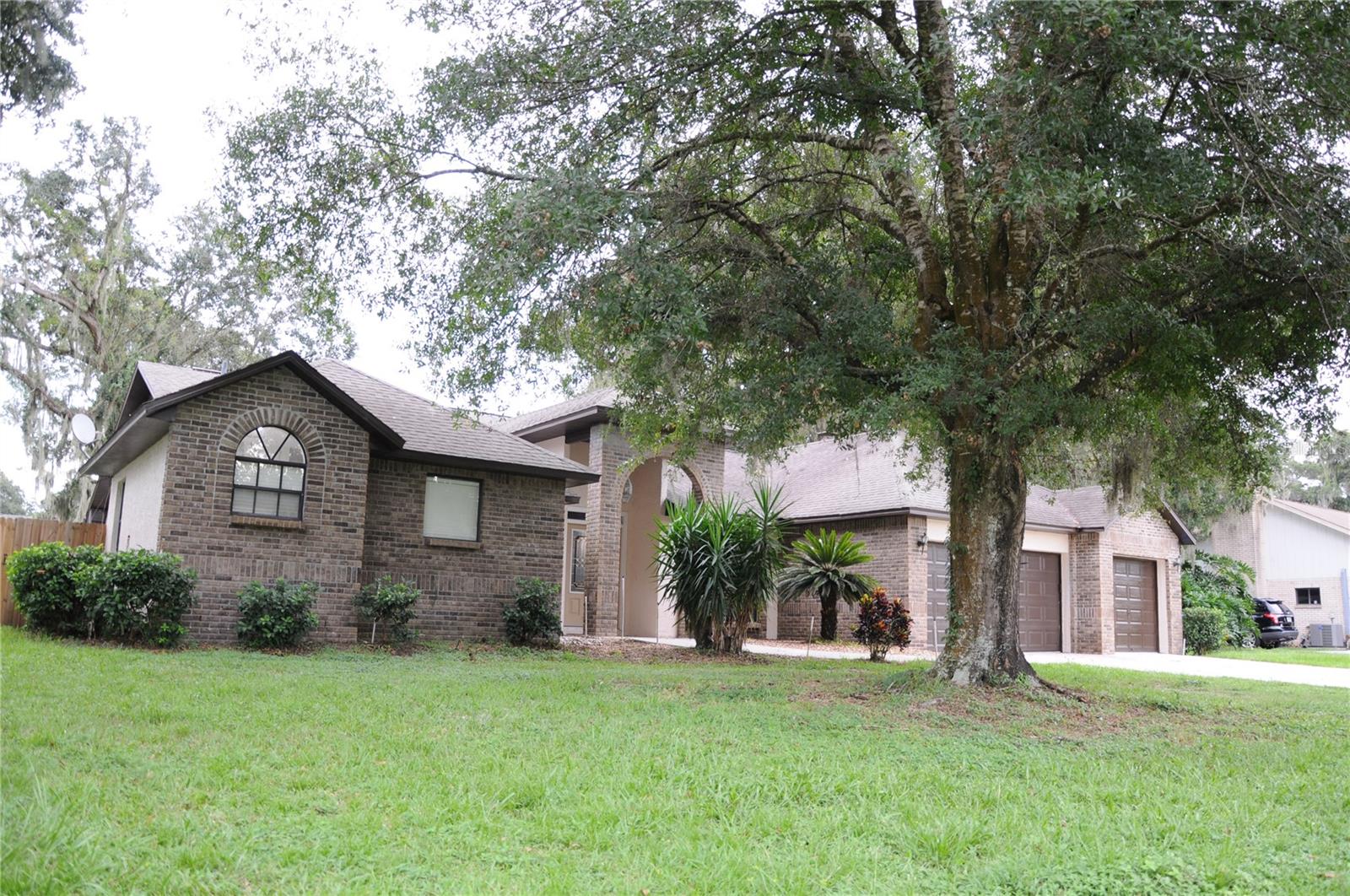 Image 4 of 83 For 2106 Whitlock Place