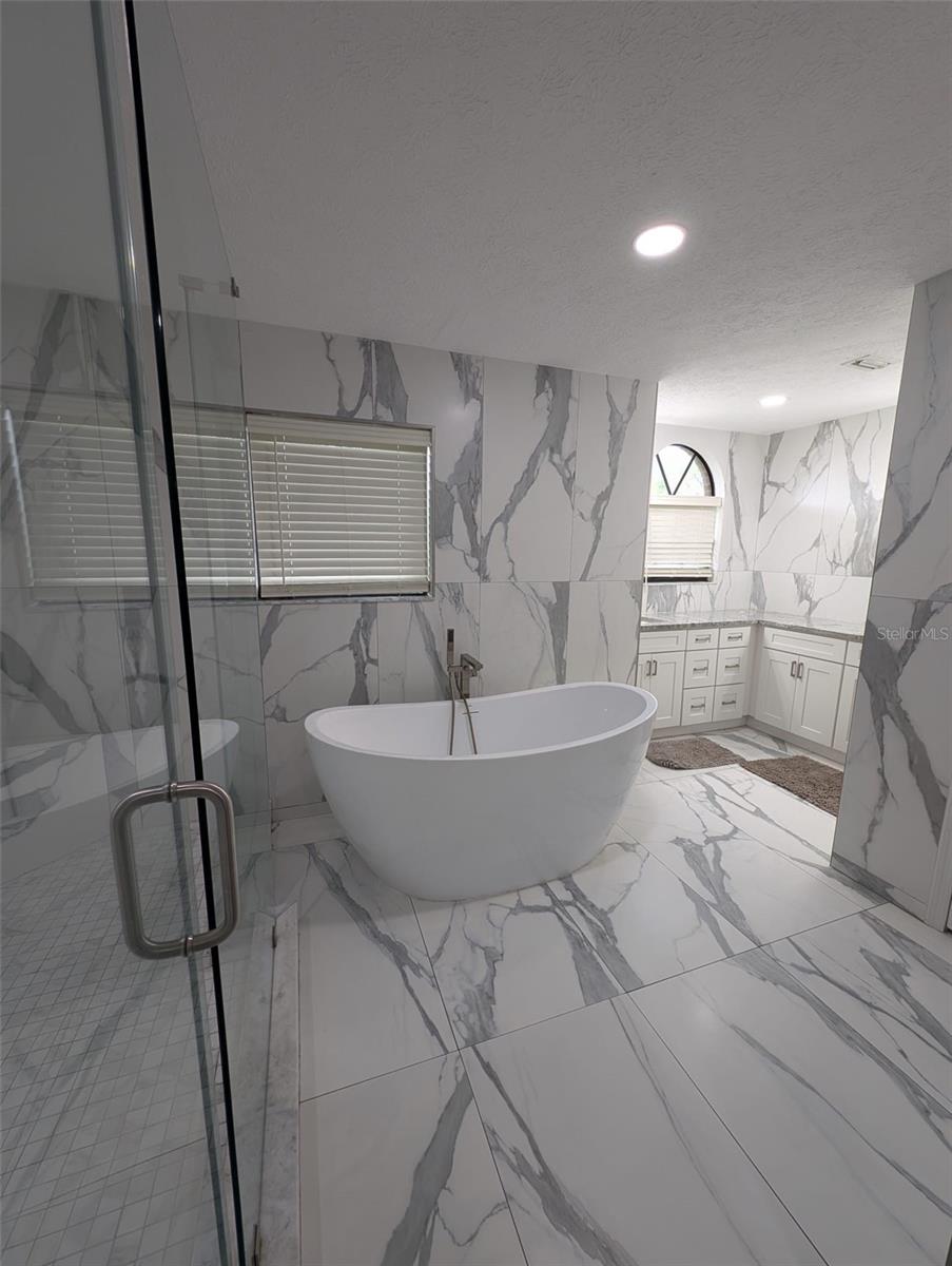 Image 41 of 83 For 2106 Whitlock Place