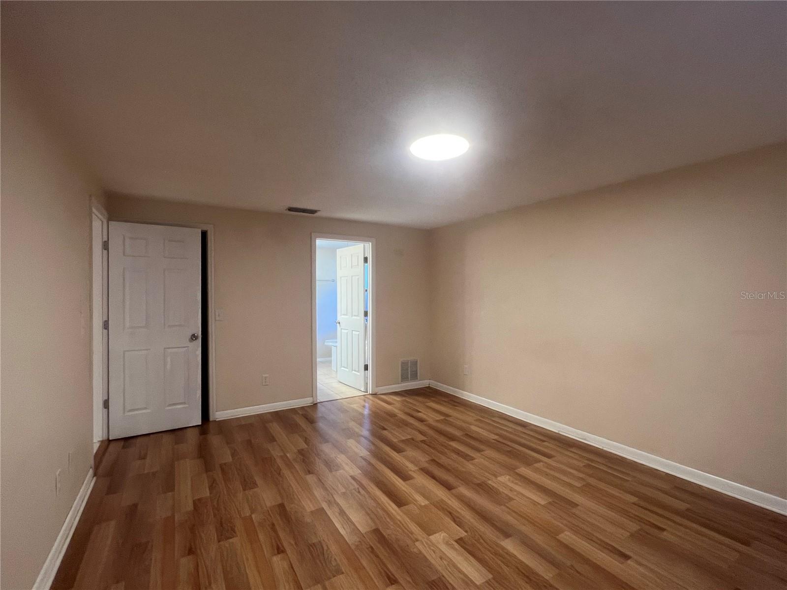 Image 22 of 24 For 606 Cedar Grove Drive