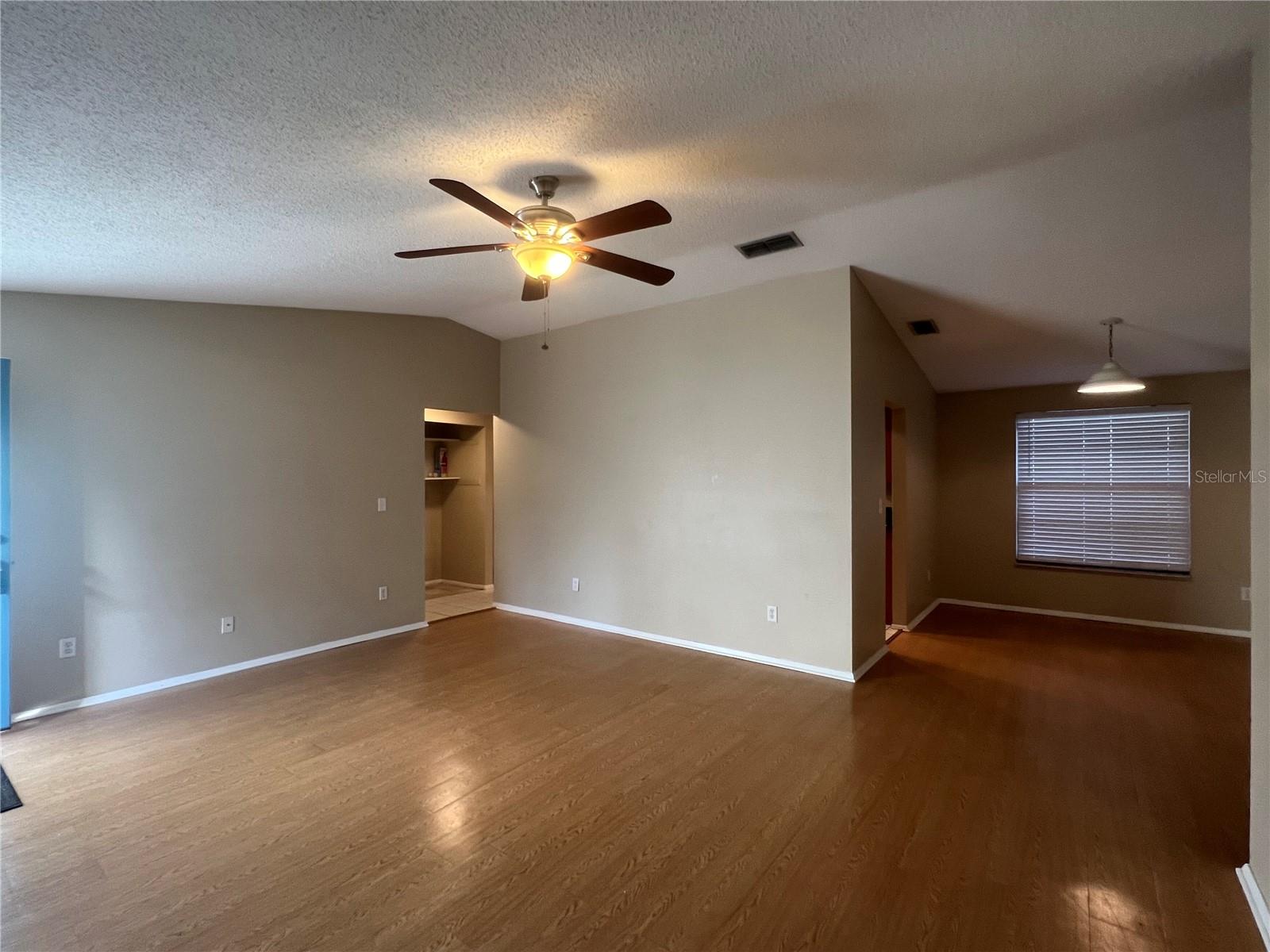 Image 3 of 24 For 606 Cedar Grove Drive