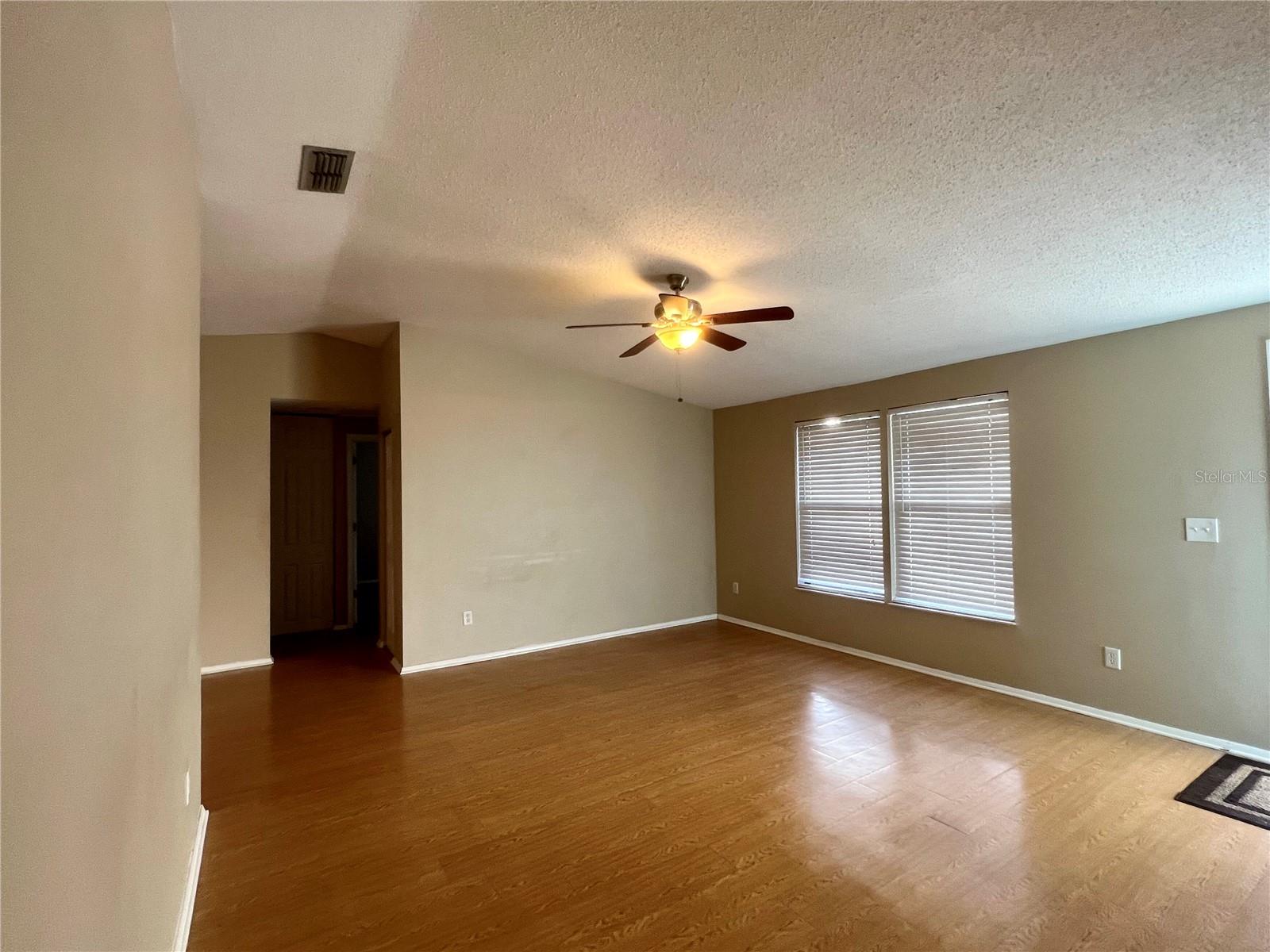 Image 5 of 24 For 606 Cedar Grove Drive