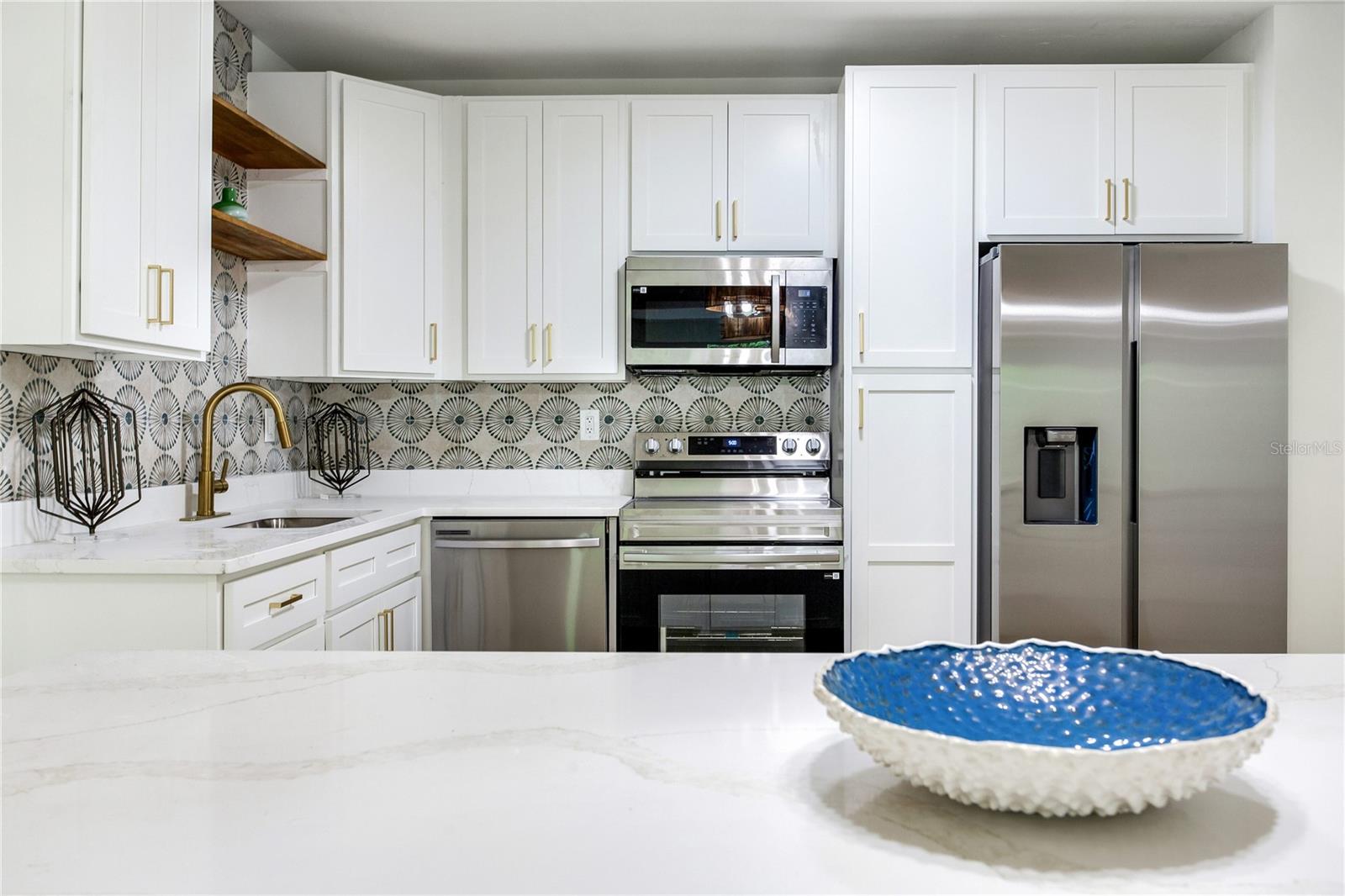 Image 25 of 49 For 2753 Valencia Drive