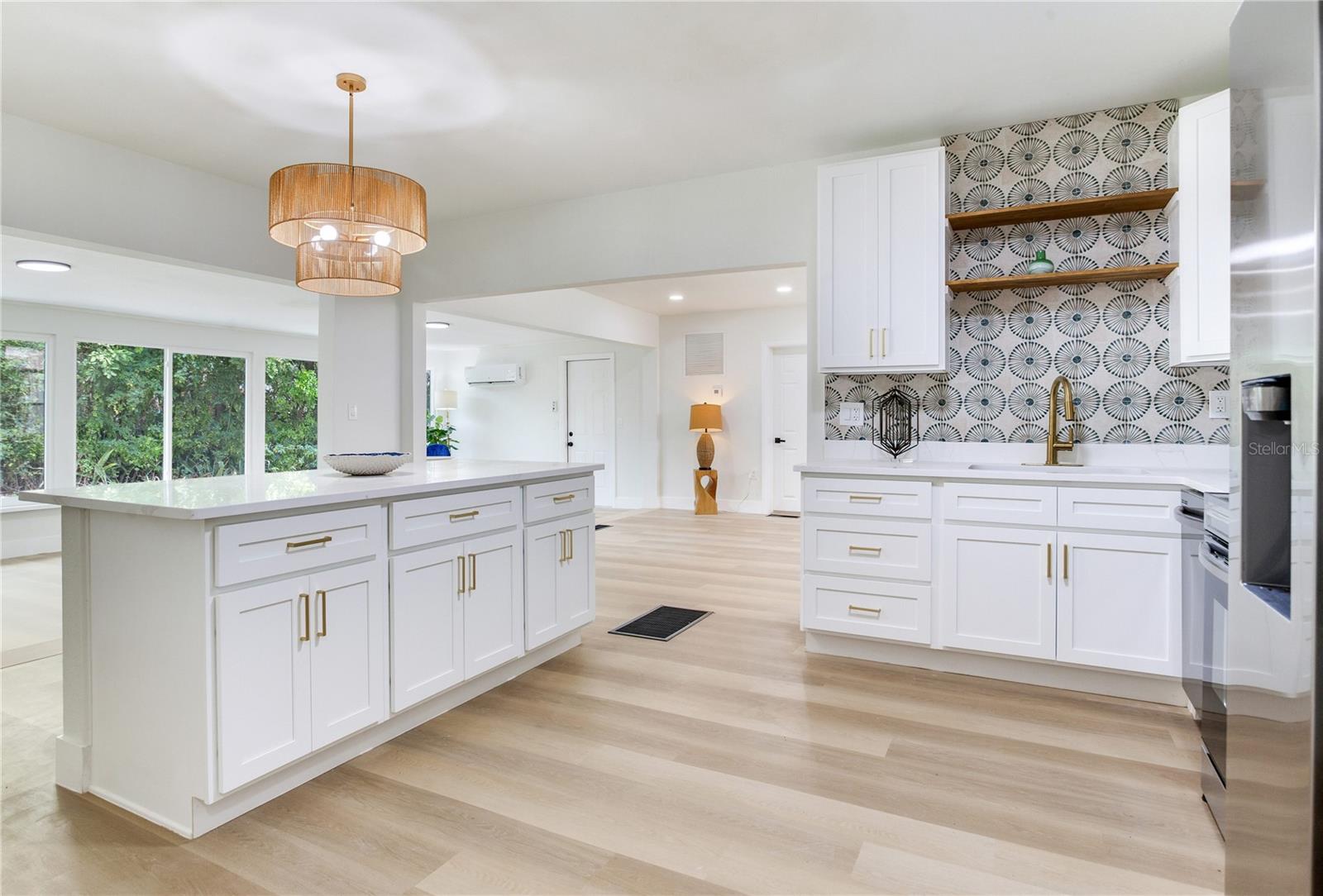 Image 28 of 49 For 2753 Valencia Drive