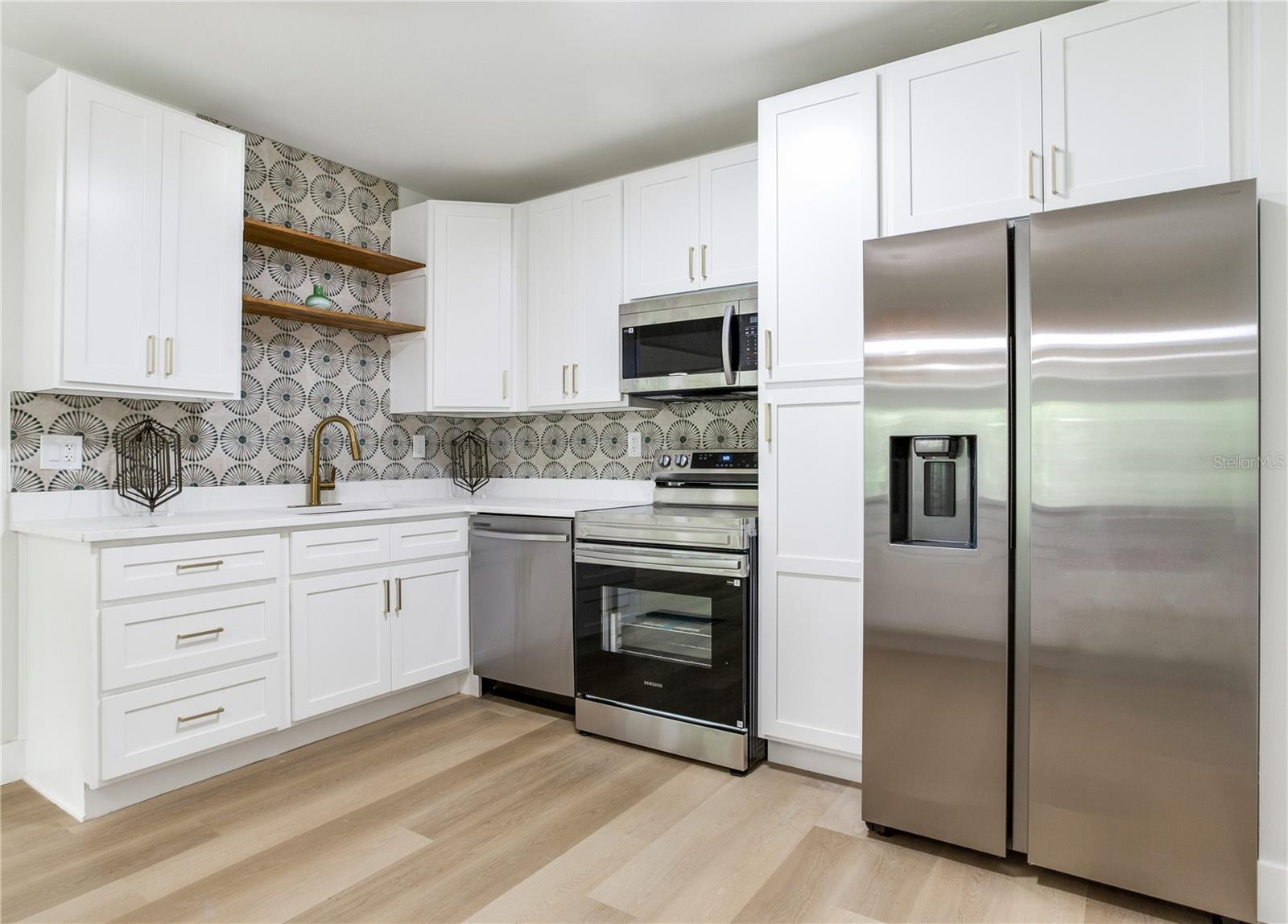 Image 30 of 49 For 2753 Valencia Drive