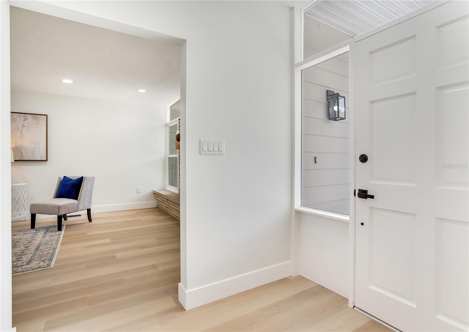 Image 5 of 49 For 2753 Valencia Drive