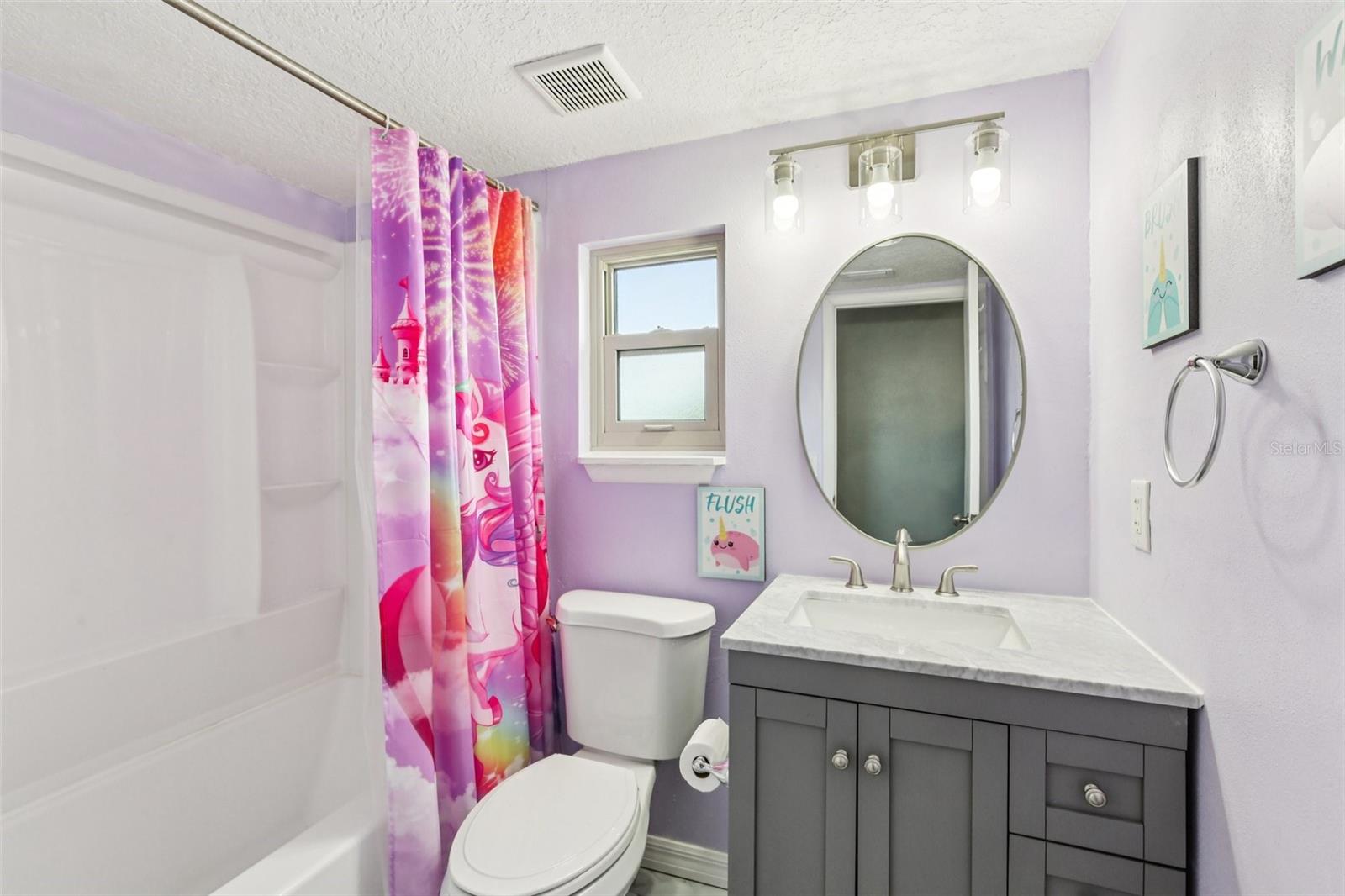 Image 26 of 39 For 2589 Knoll Street W