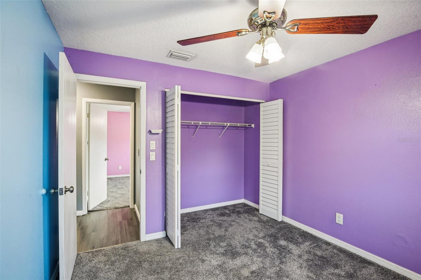 Image 28 of 39 For 2589 Knoll Street W