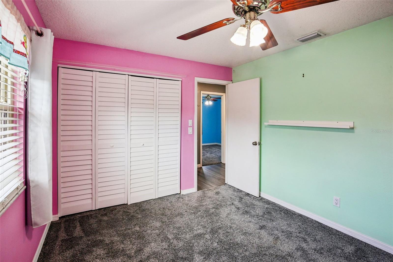 Image 31 of 39 For 2589 Knoll Street W