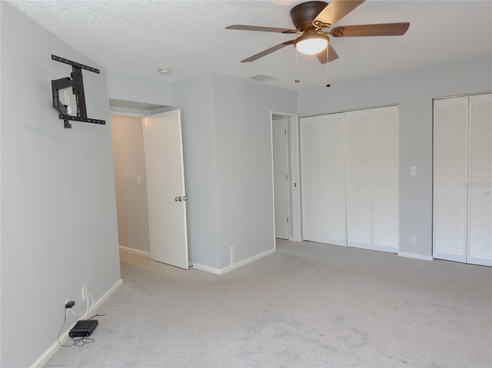 Image 13 of 31 For 824 Padua Lane