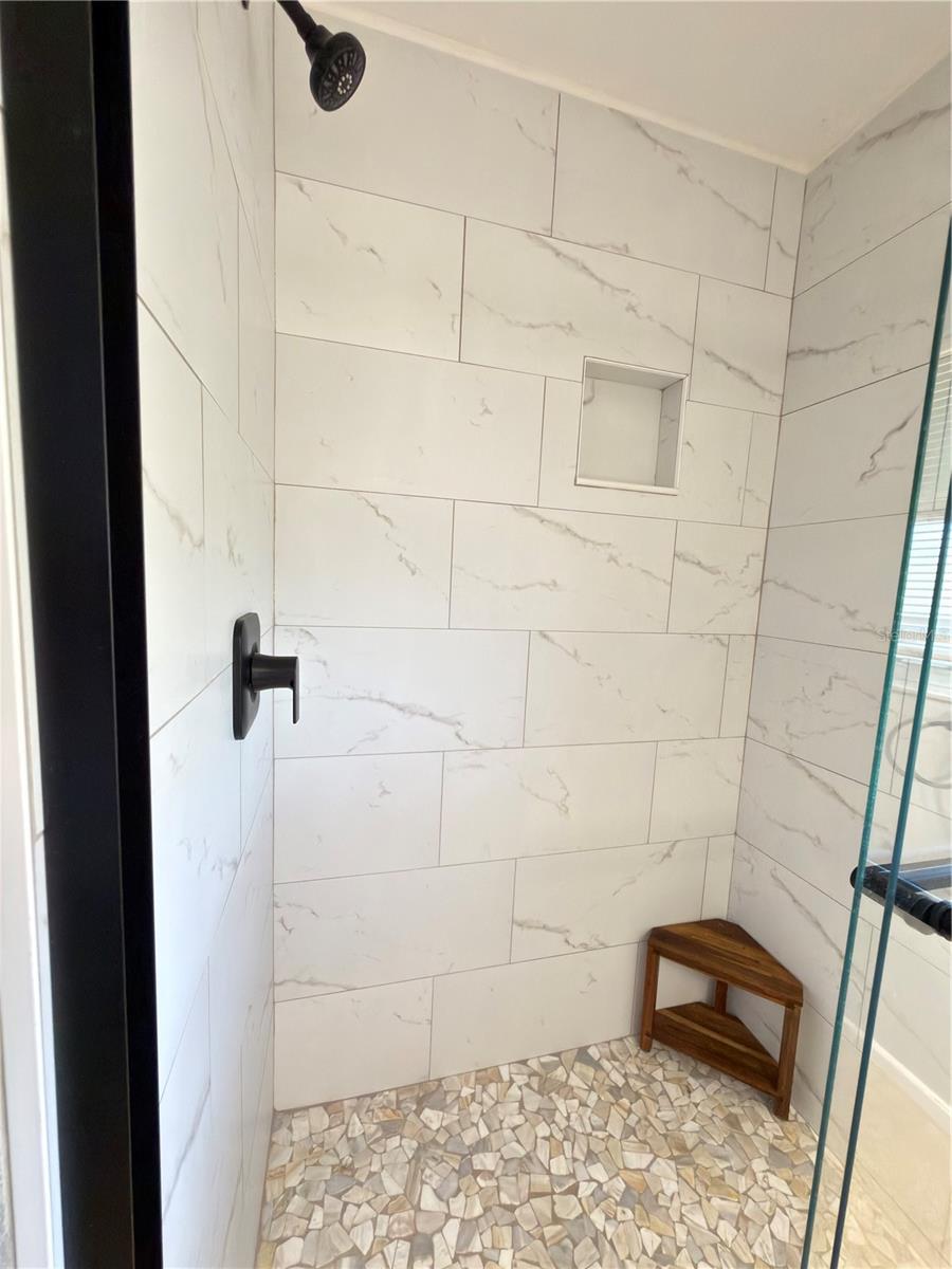 Image 16 of 31 For 824 Padua Lane