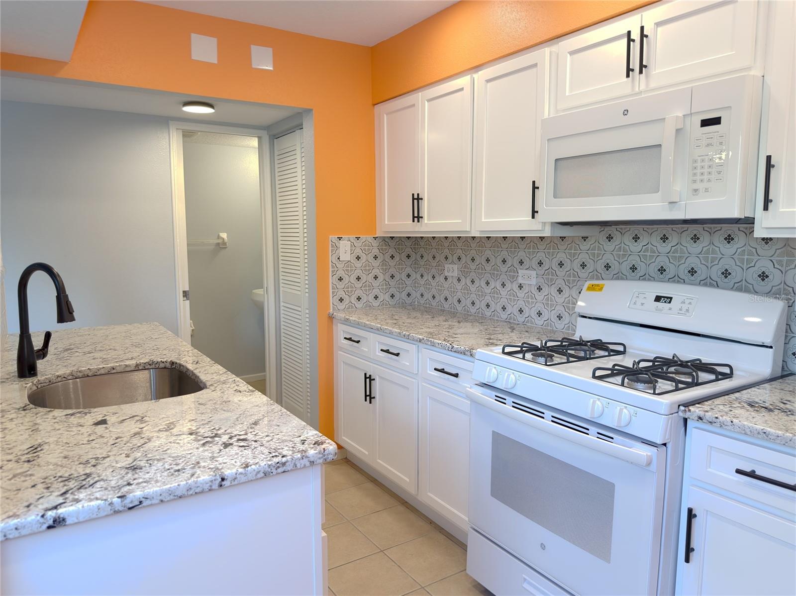 Image 6 of 31 For 824 Padua Lane