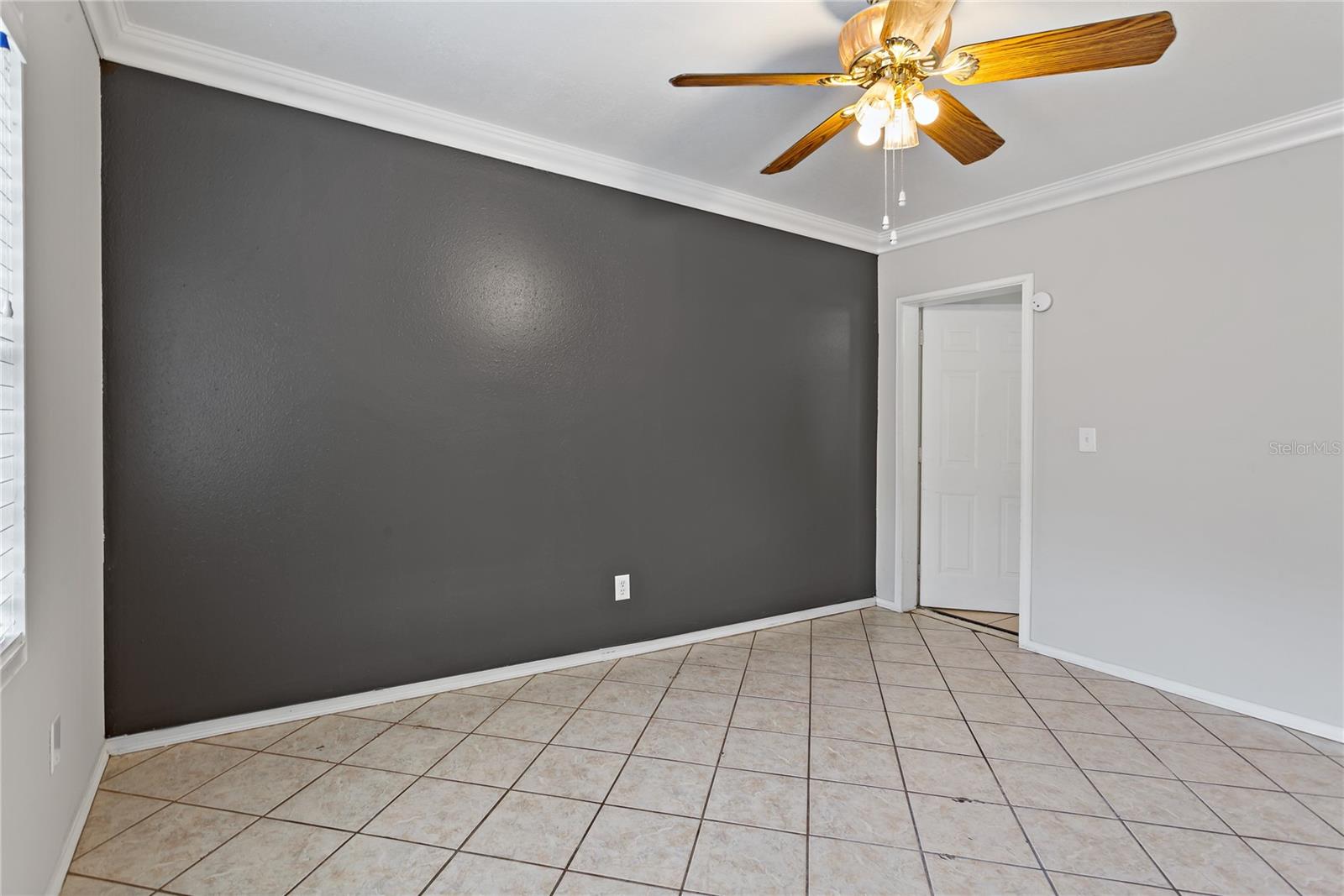 Image 6 of 12 For 2608 Durham Street B