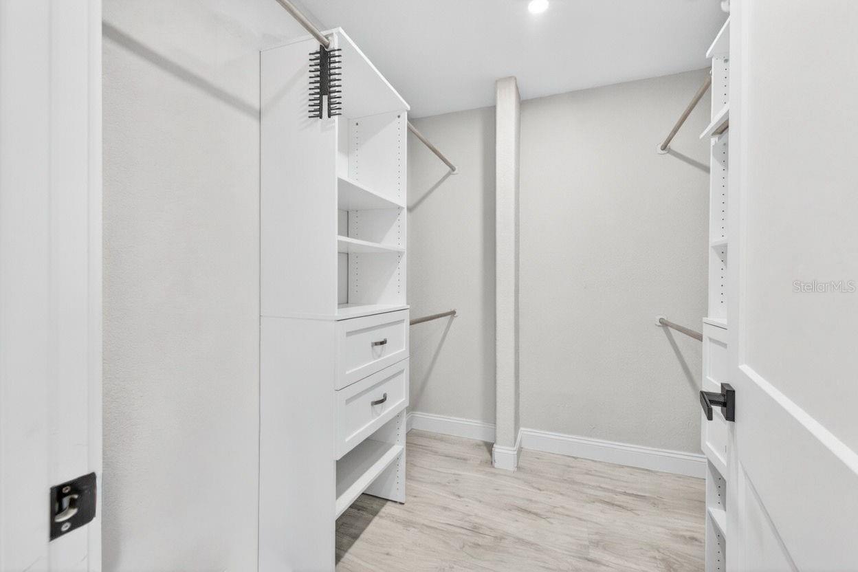 Image 22 of 50 For 6747 Cape Hatteras Way Ne 3