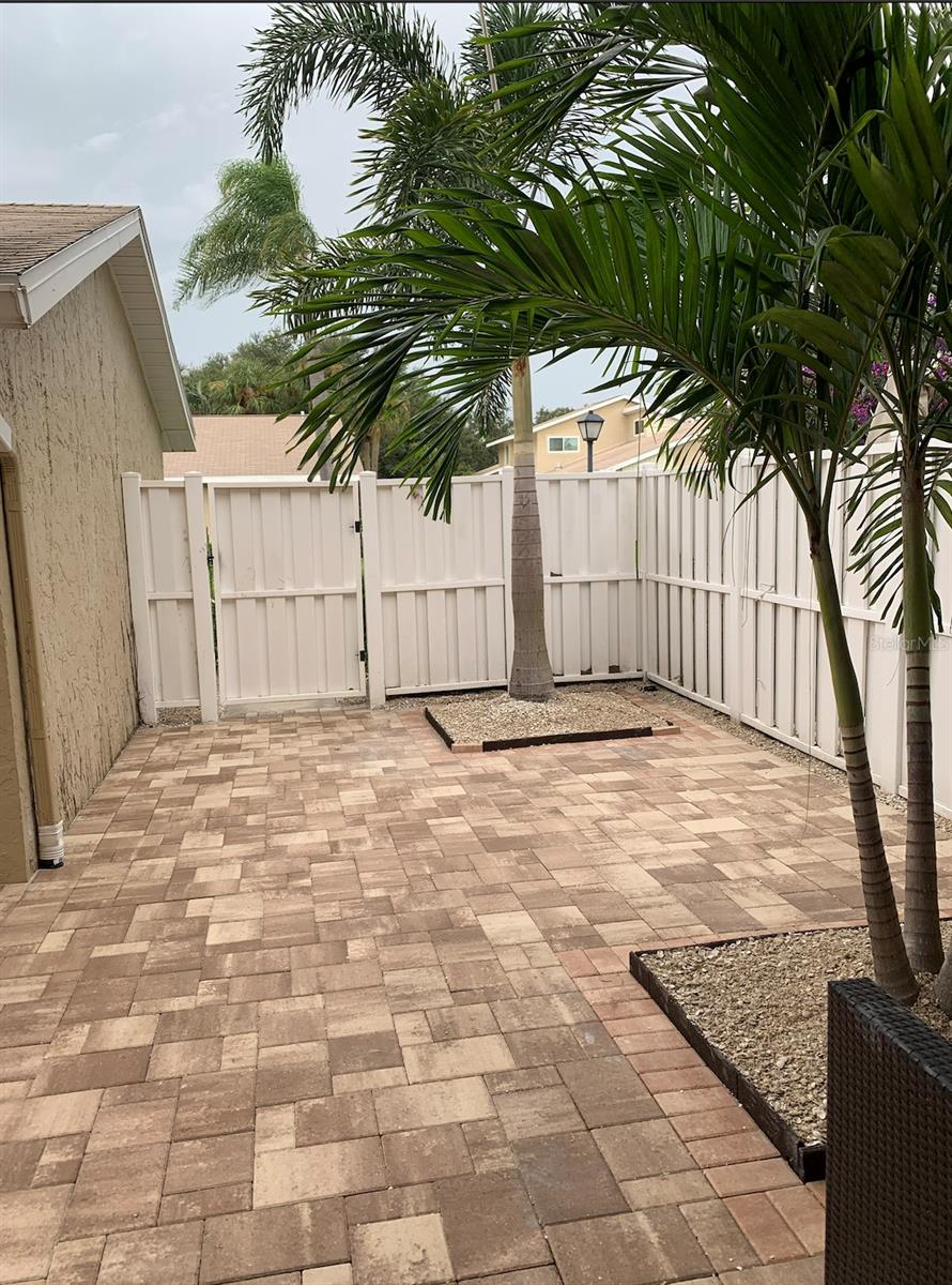 Image 31 of 50 For 6747 Cape Hatteras Way Ne 3