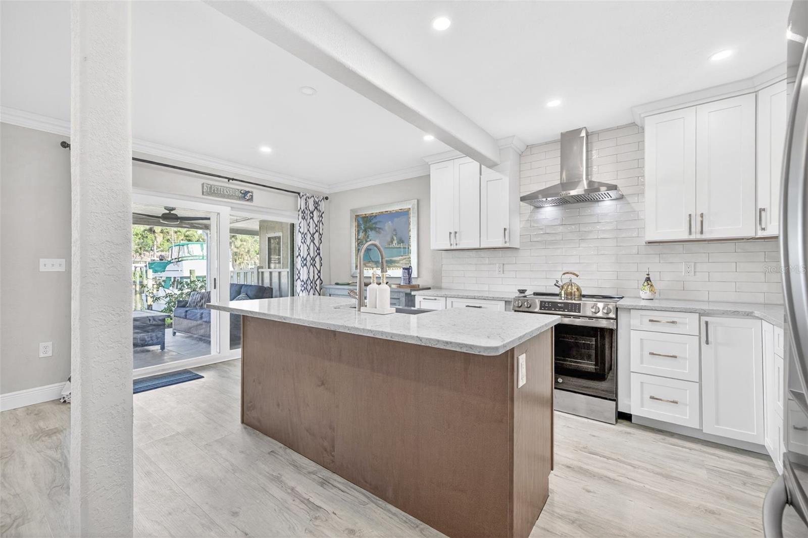 Image 6 of 50 For 6747 Cape Hatteras Way Ne 3