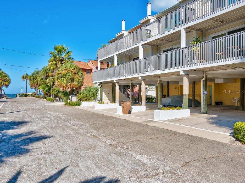 Image 44 of 46 For 2700 Gulf Boulevard 2