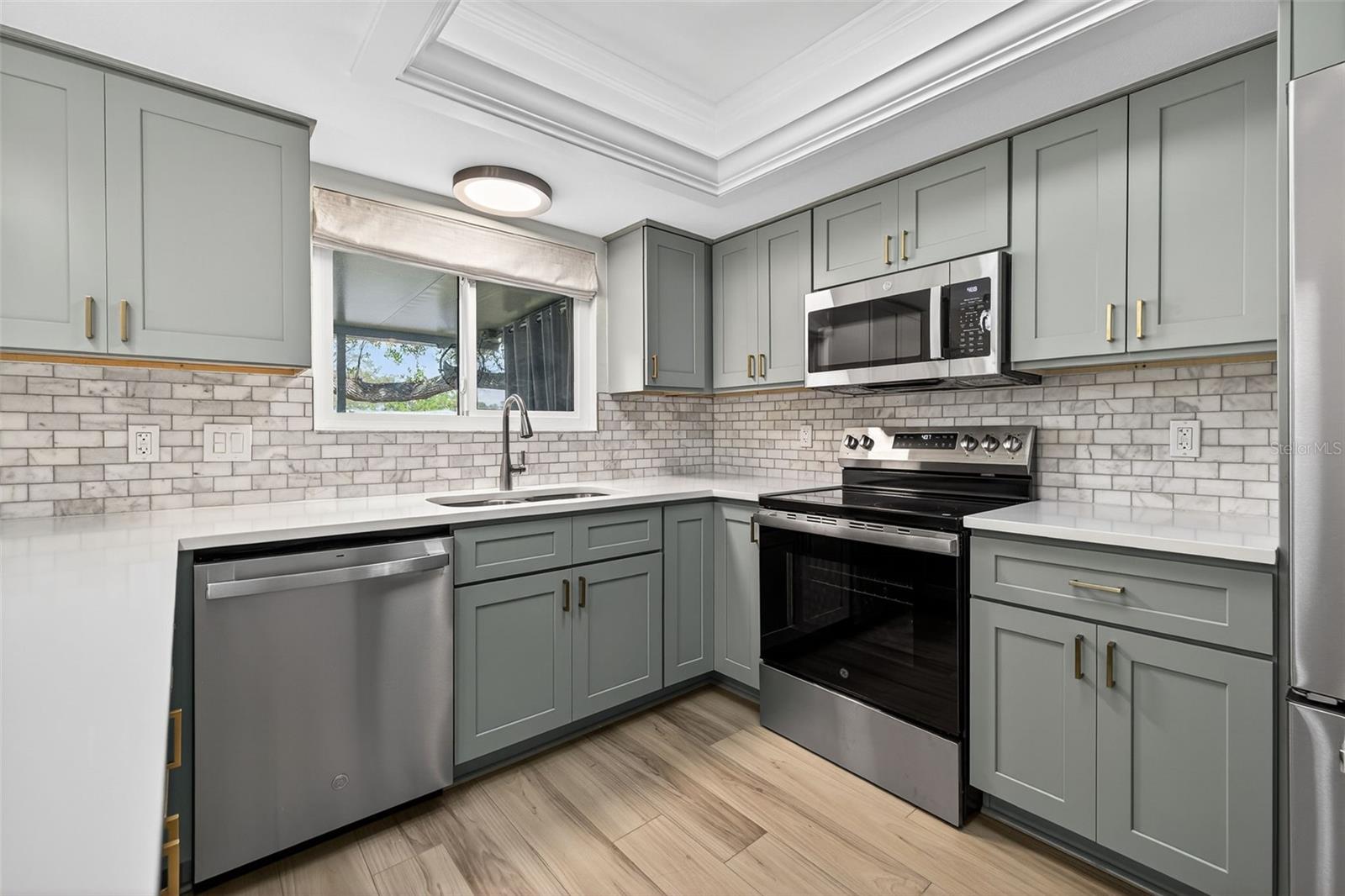 Image 12 of 48 For 6257 Cape Hatteras Way Ne 5