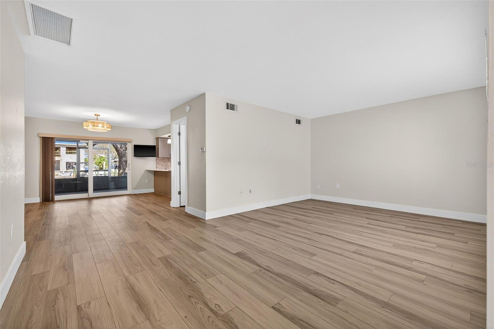 Image 6 of 48 For 6257 Cape Hatteras Way Ne 5