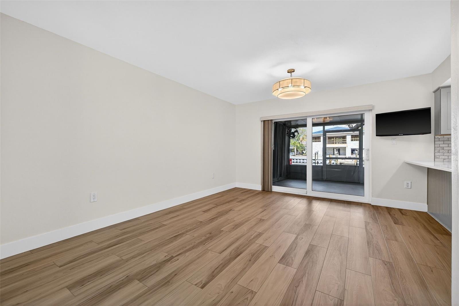 Image 9 of 48 For 6257 Cape Hatteras Way Ne 5