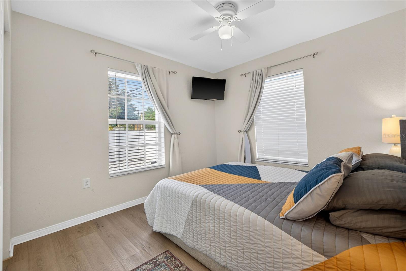 Image 13 of 23 For 2801 2nd Avenue S