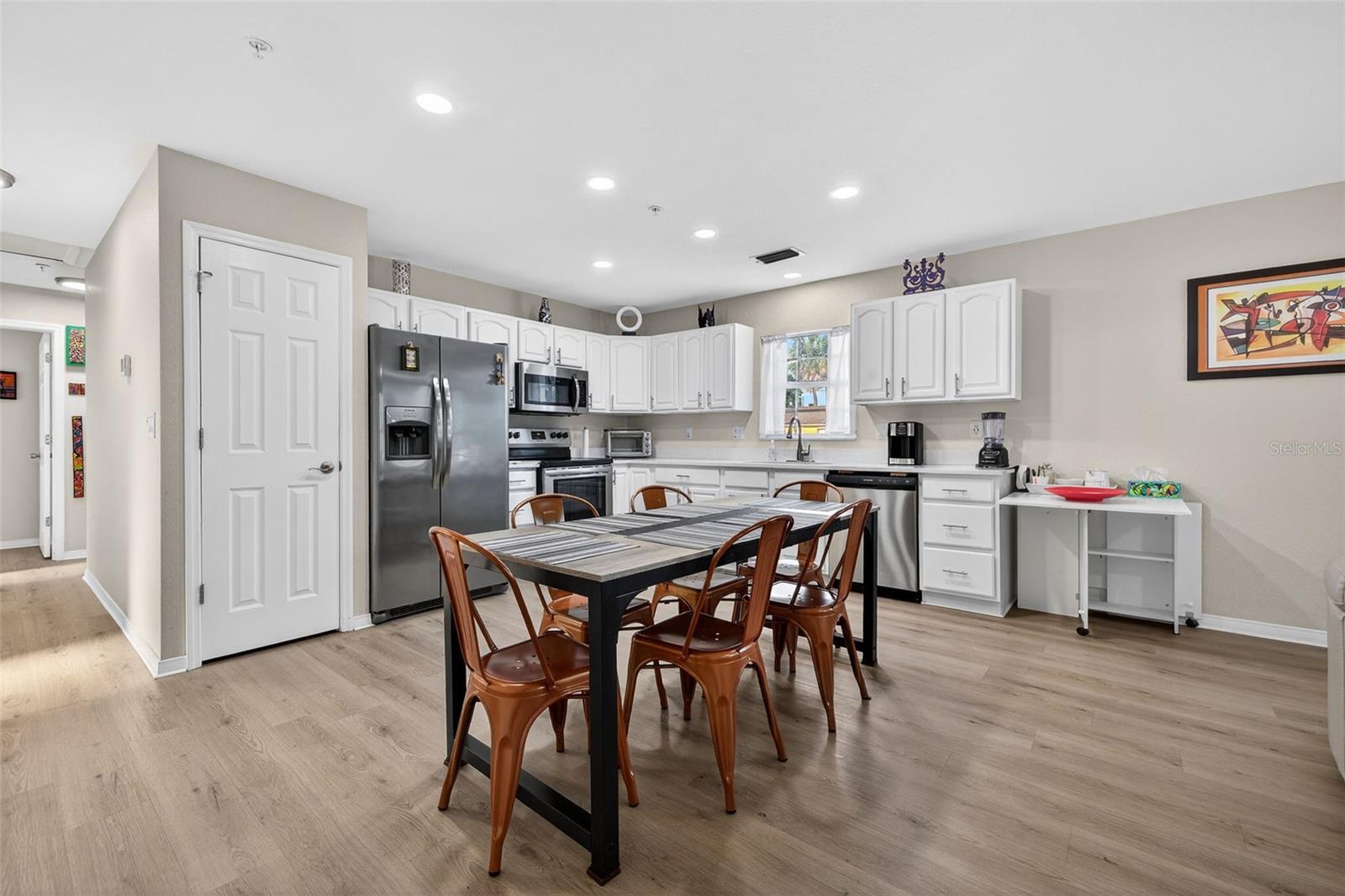 Image 9 of 23 For 2801 2nd Avenue S