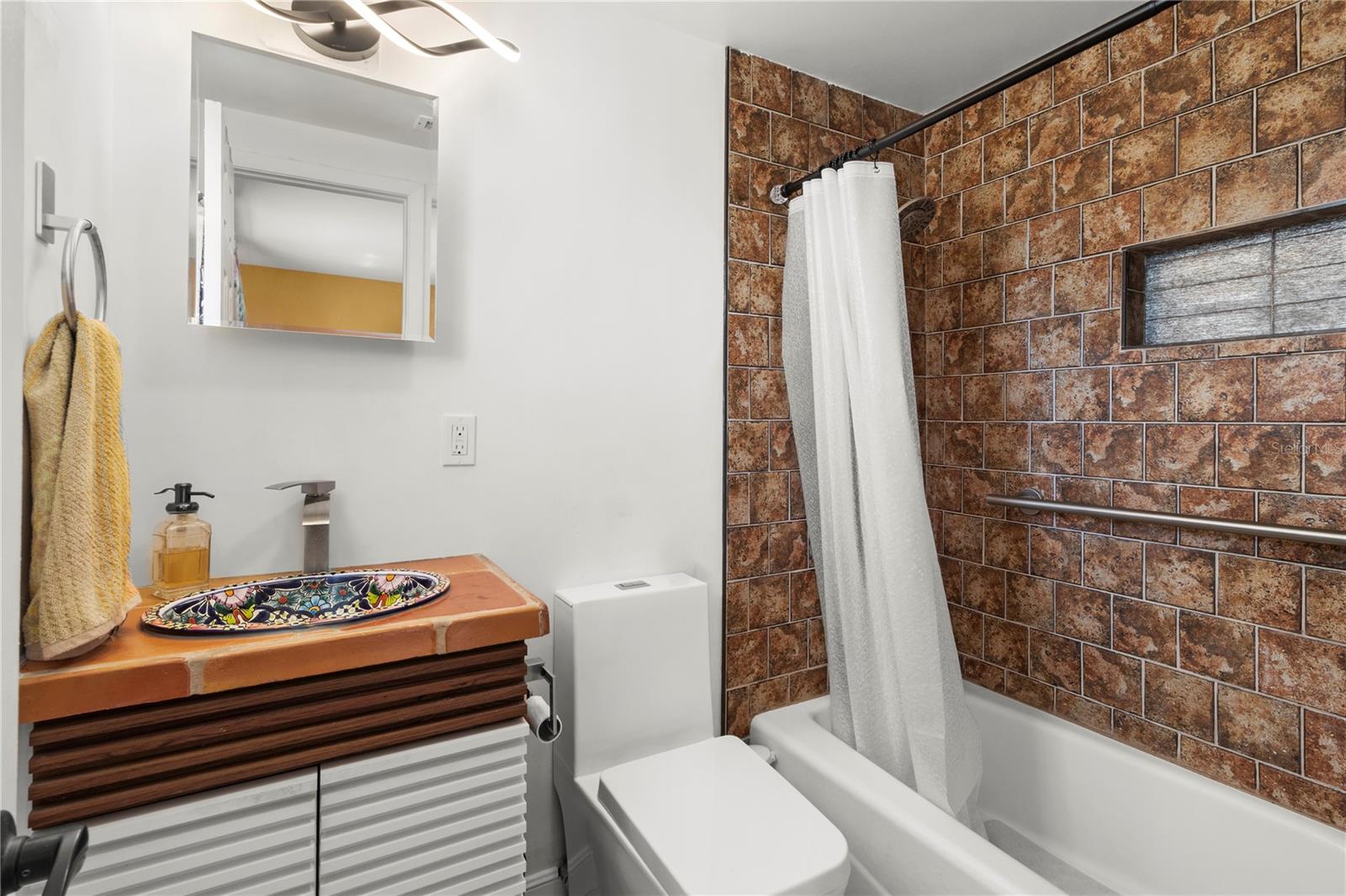 Image 21 of 31 For 4303 79th Street W