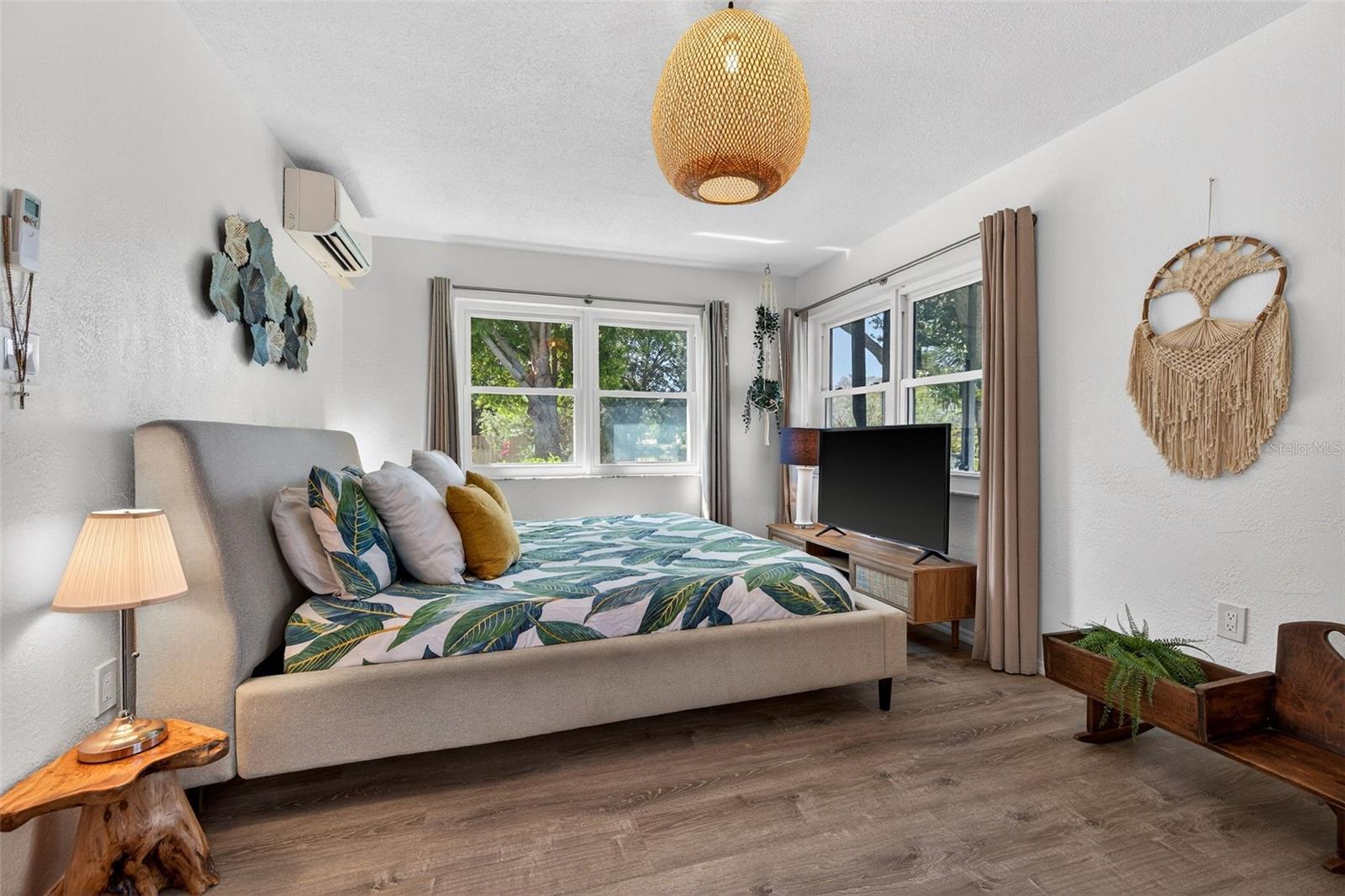 Image 14 of 45 For 1760 75th Avenue N