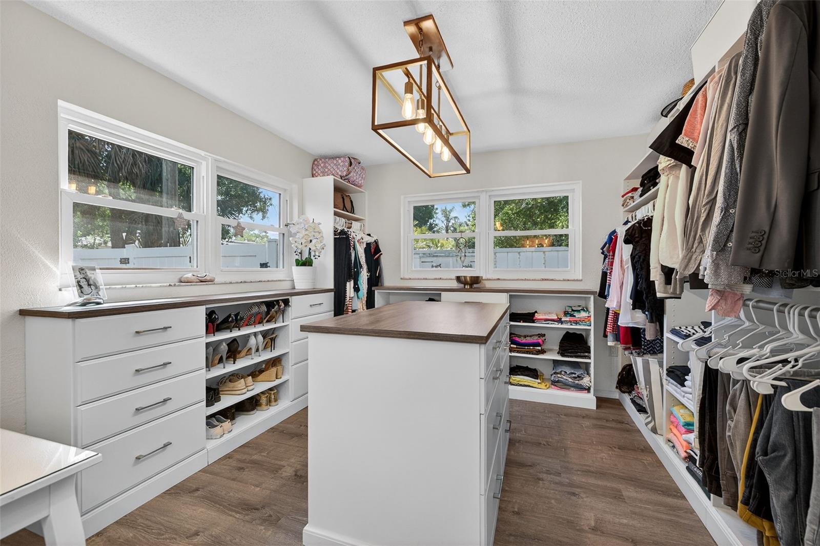 Image 17 of 45 For 1760 75th Avenue N