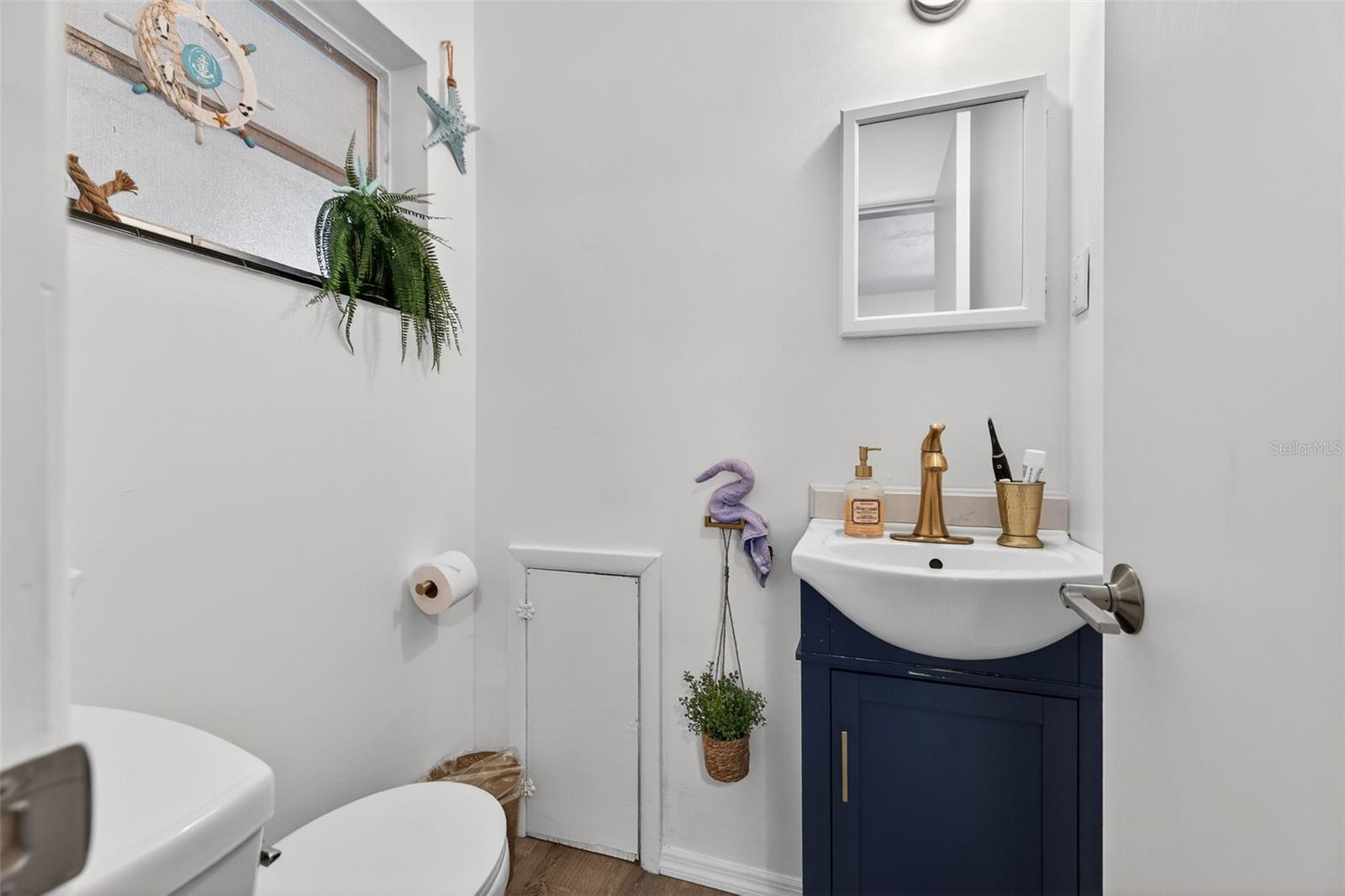 Image 23 of 45 For 1760 75th Avenue N