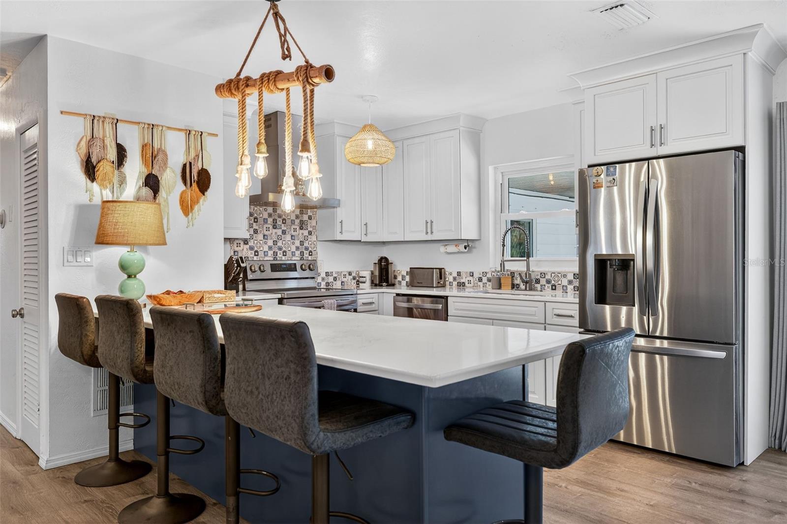 Image 8 of 45 For 1760 75th Avenue N