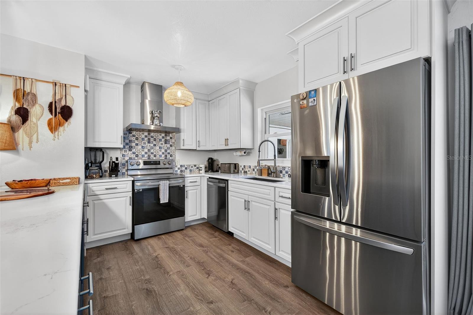 Image 9 of 45 For 1760 75th Avenue N