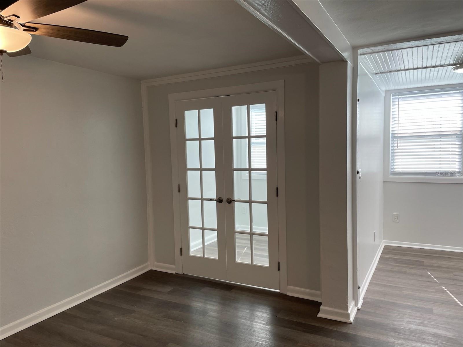 Image 11 of 38 For 2624 12th Street N 3